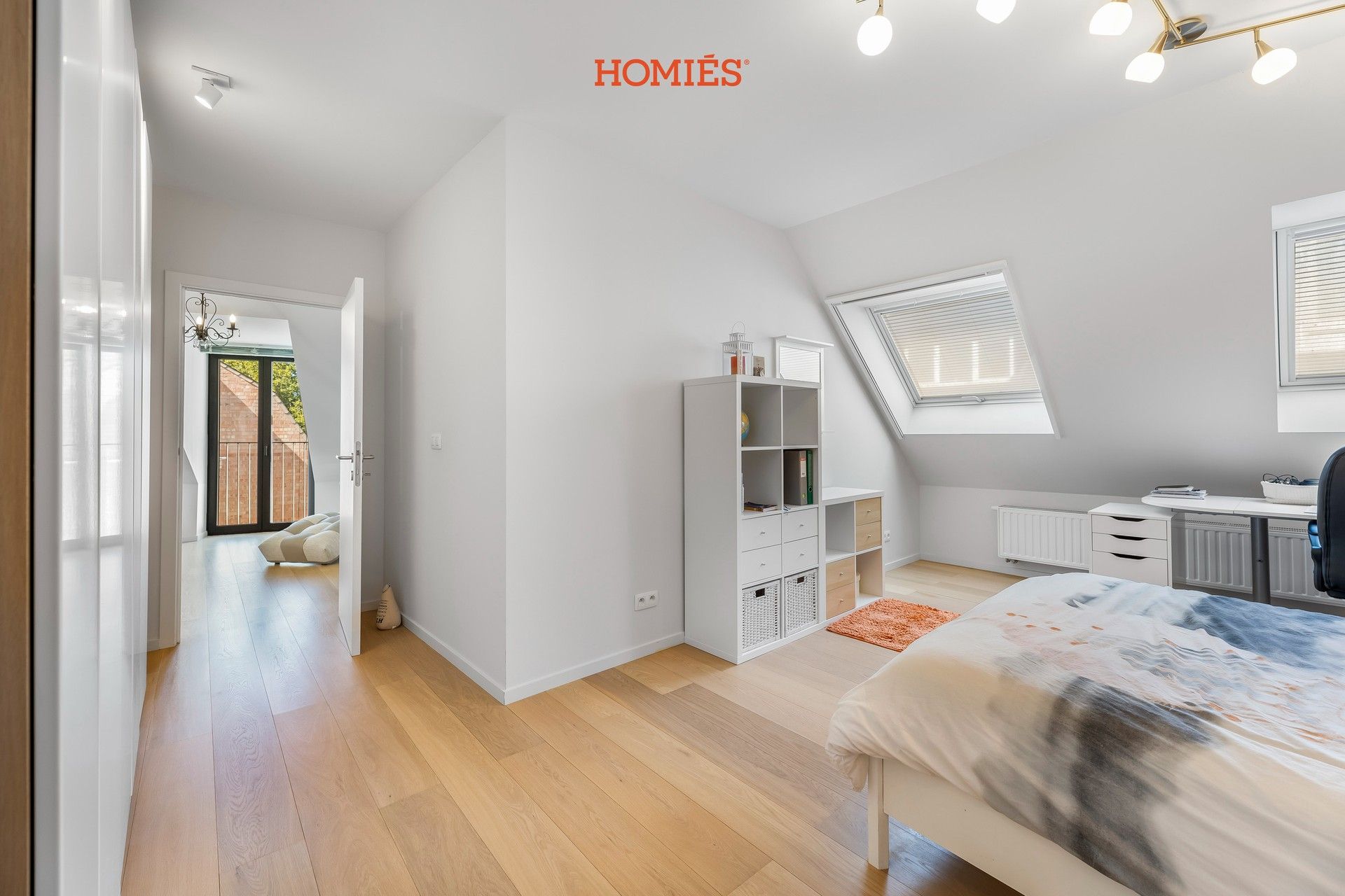 Lichtrijk hoekappartement met 2 slpks in cenrum Leuven foto 14