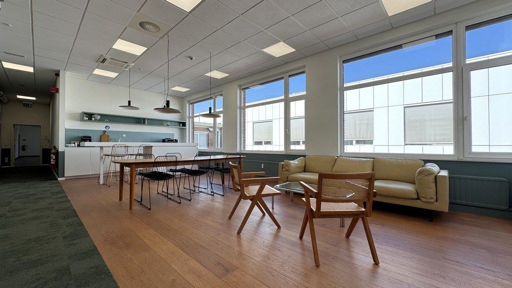 Mooi instapklaar kantoor te huur in Ceka Center Antwerpen foto 7