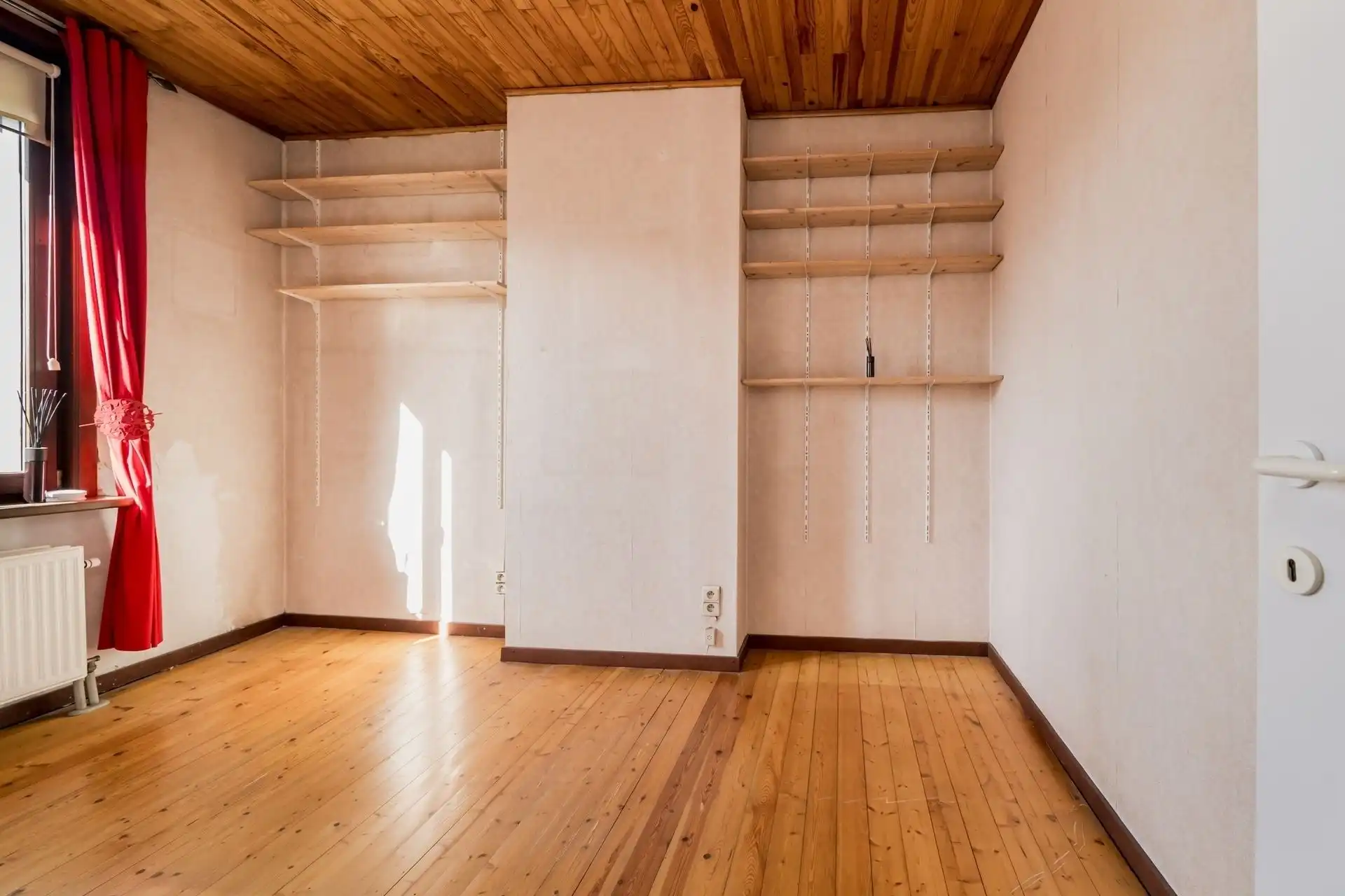 Eengezinswoning met 3 slpks en toegang via de tuin! foto 20