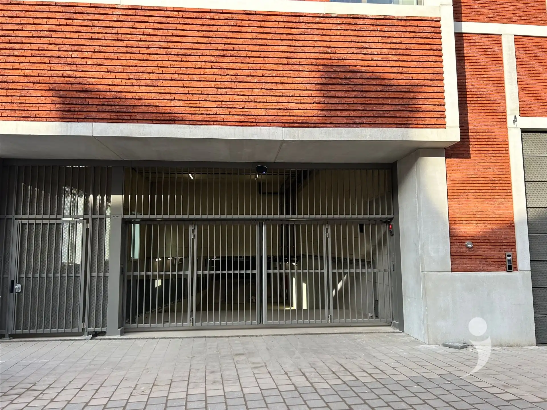 Recent gebouwde open staanplaatsen foto 7