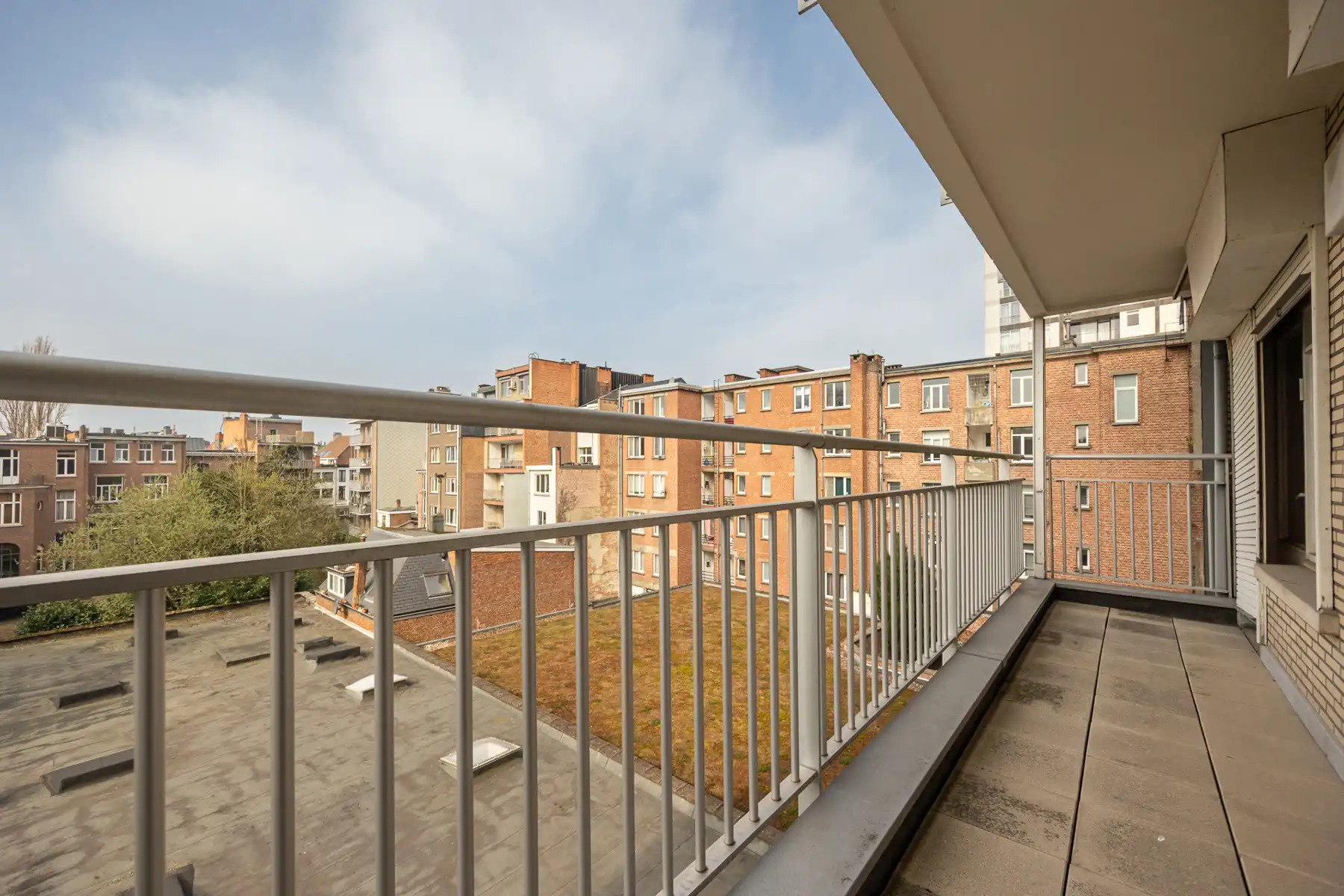 Riant 3 SLPK-app. (191m²) op de 3de verd. + autostaanplaats foto 17