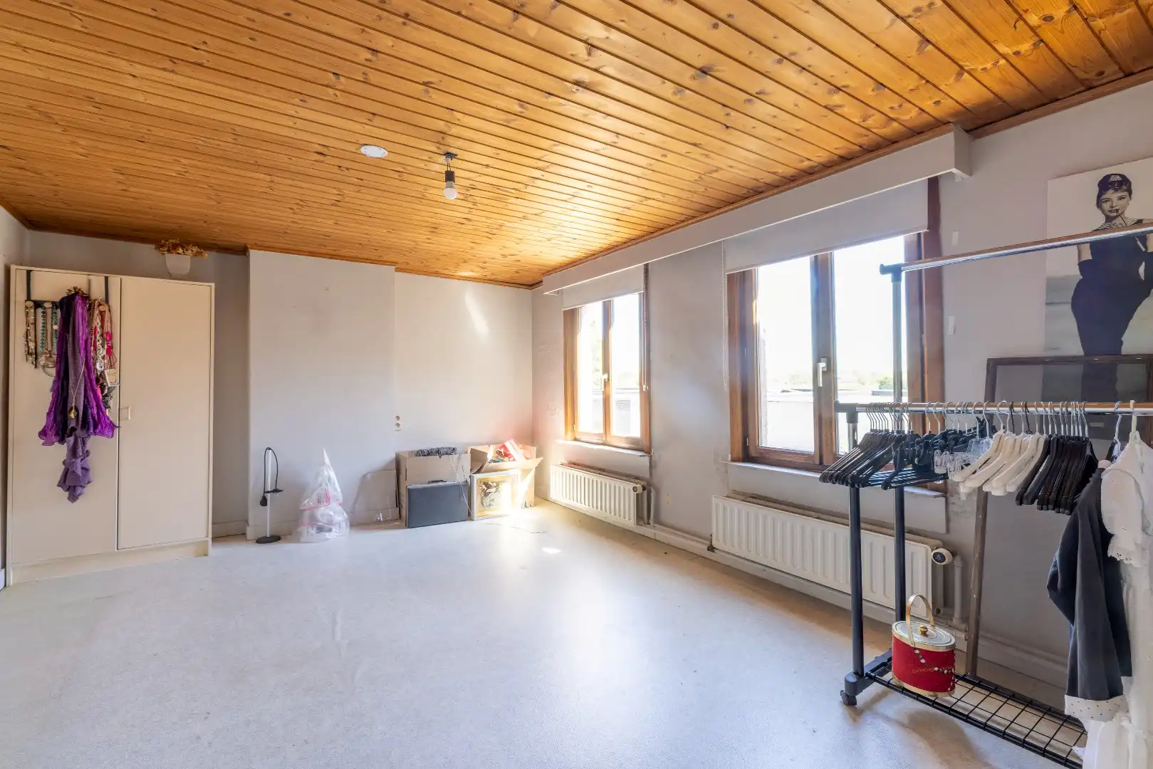 Leuke woning met 4 slk, grote garage en groot binnenterras foto 19
