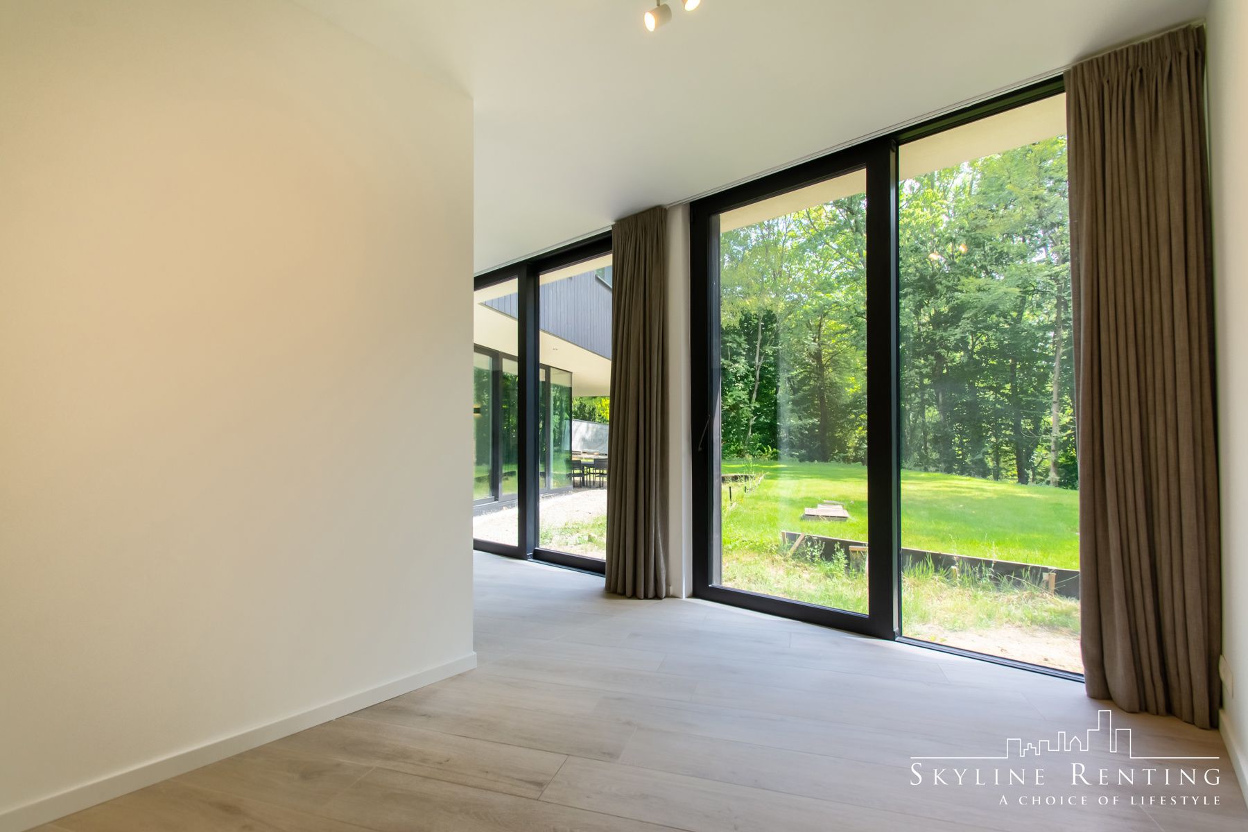 Passieve luxe villa met 4 slpk en grote tuin (30a) foto 13