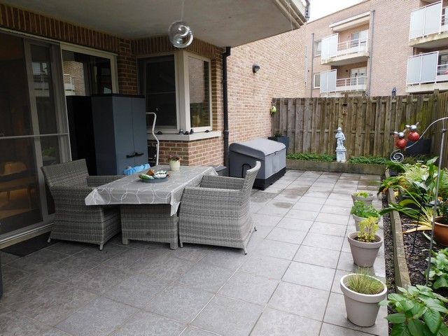 Prachtig gelijkvloers appartement in het centrum met garage   foto 13