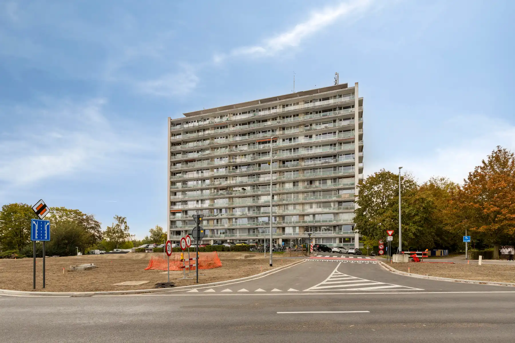 Energiezuinig appartement met terras in Dendermonde foto {{pictureIndex}}