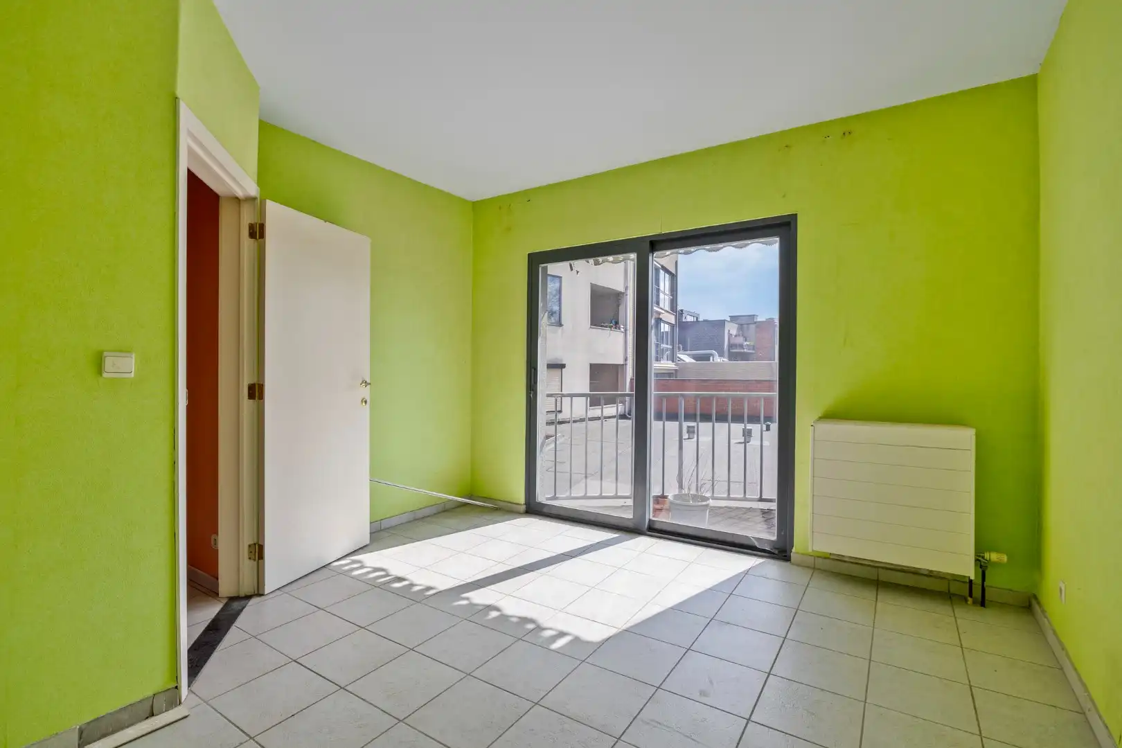 Appartement met 2 slaapkamers, garagebox en kelderberging in Mol-centrum ! foto 12