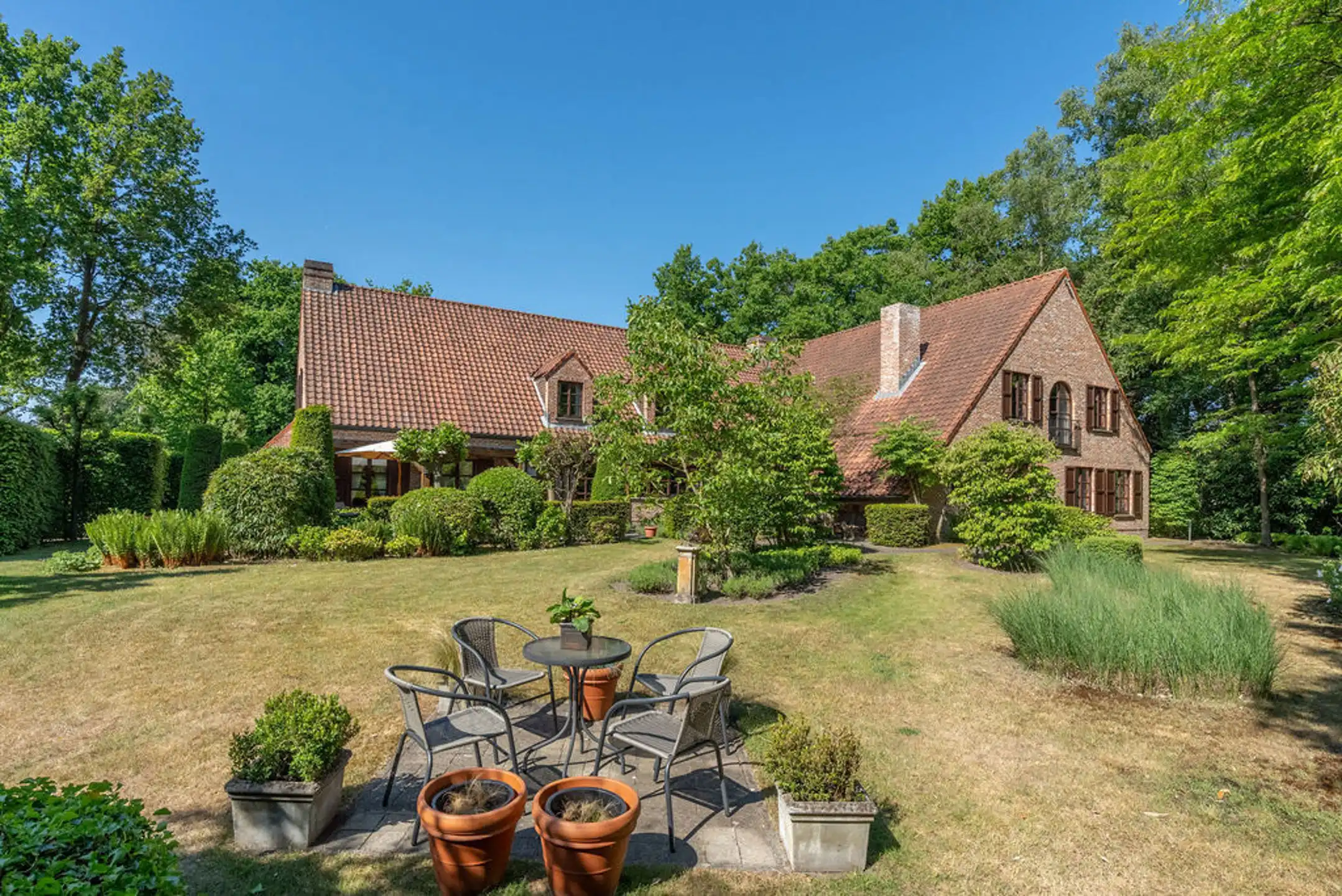 Ruime villa met 6 slpk op 2.295 m² grond met veel privacy foto 70