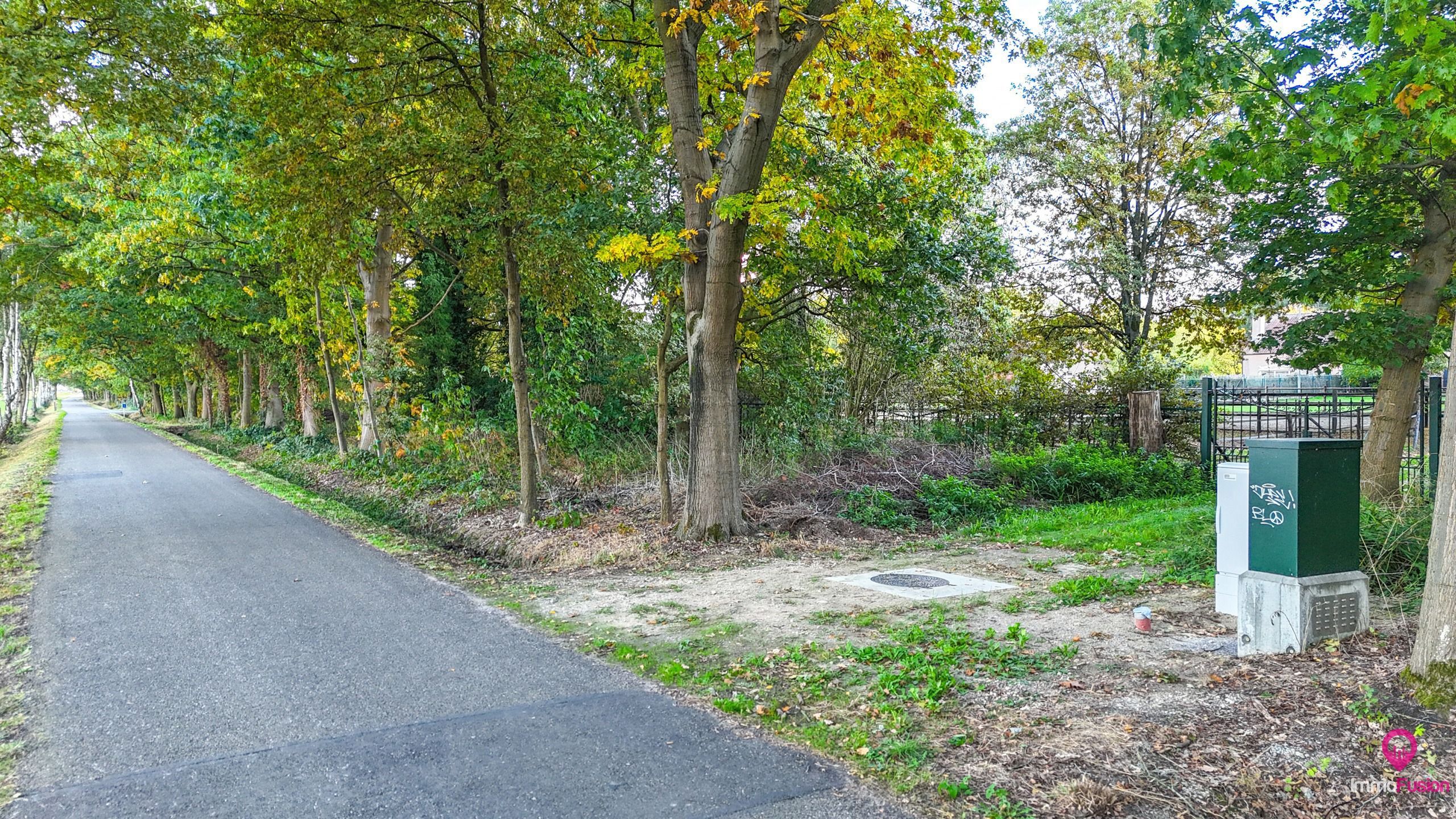 Idyllische woning met 2 slaapkamers, weide en stallen! foto 44