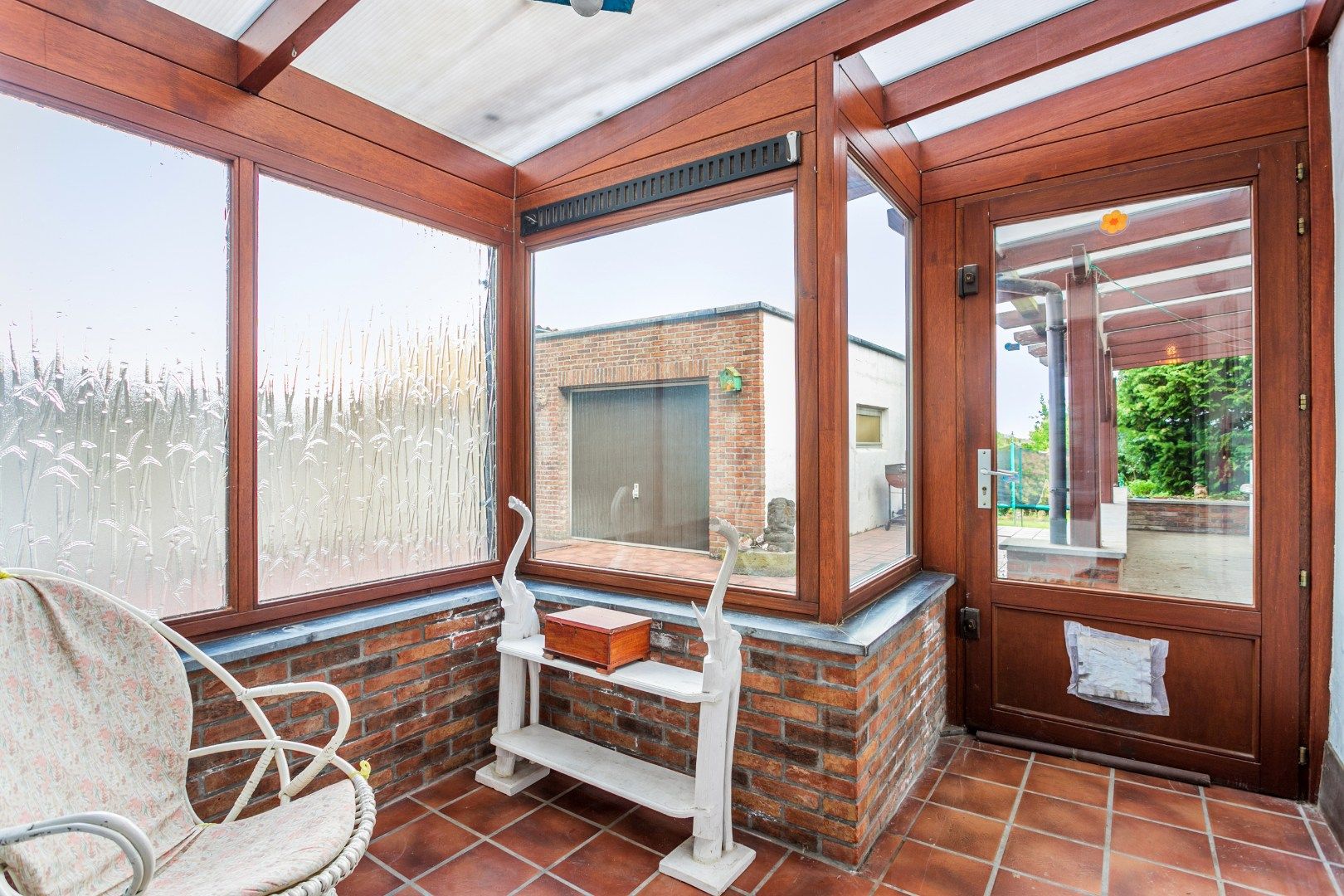 Instapklare woning met 5 slaapkamers en tuin te Lembeek foto 13