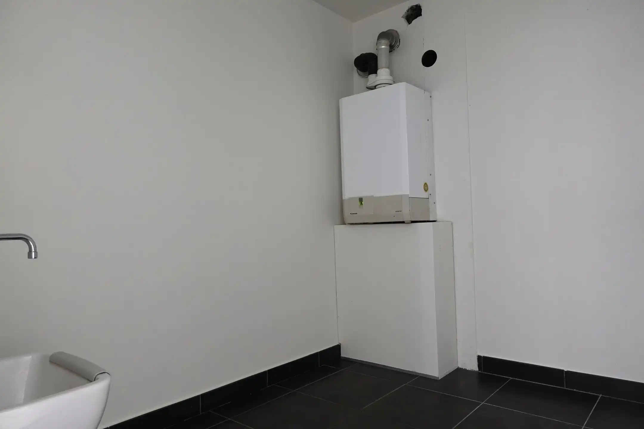 Ruim 2-slaapkamer appartement met stadstuin te Turnhout. foto 14