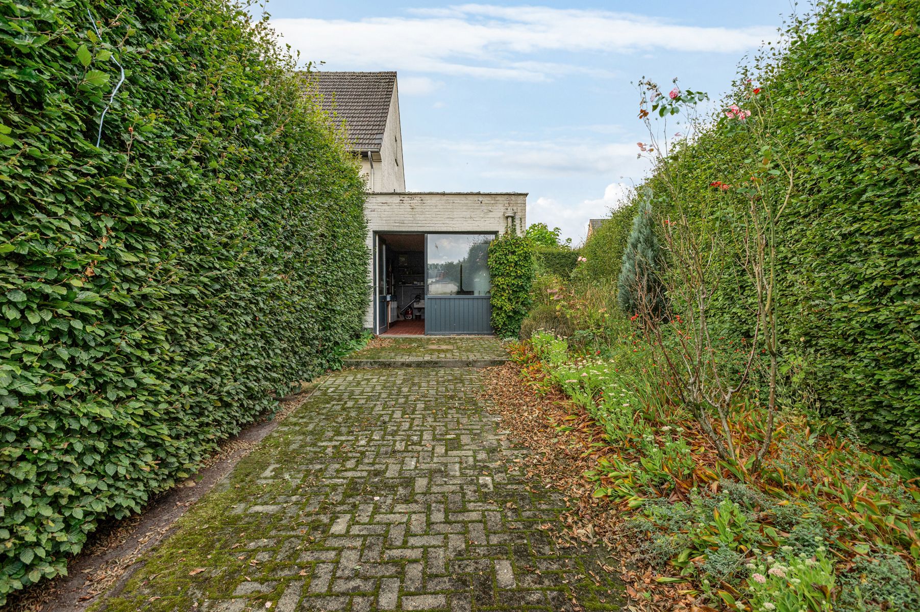 Top gelegen villa te koop op 1185 m2 grond foto 31