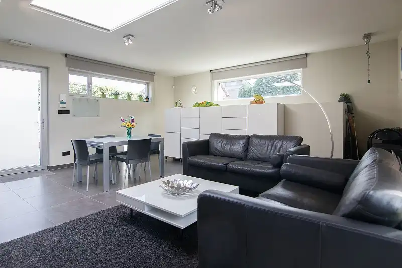 Knap afgewerkte, energiezuinige en ruime woning met vier slaapkamers, guesthouse/praktijkruimte op een centrale (maar toch bosrijke!) locatie te As foto 39
