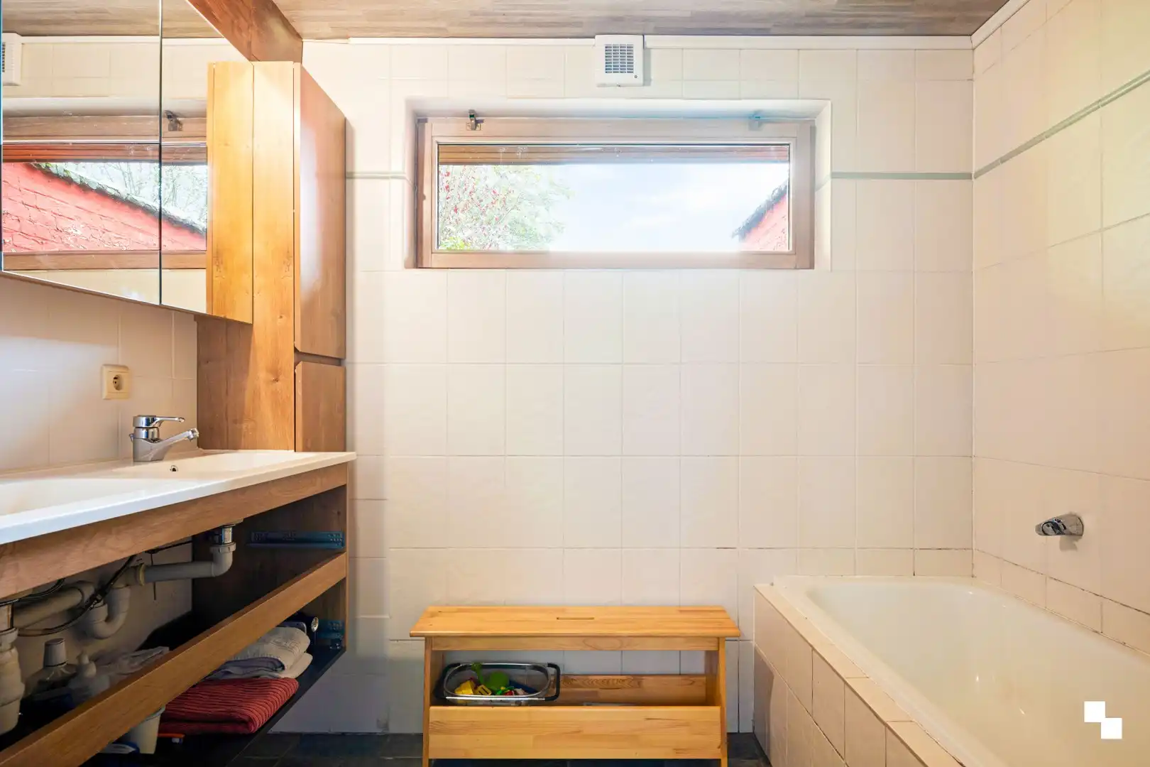 Gezellige rijwoning met royale slaapkamers in Gent foto 10