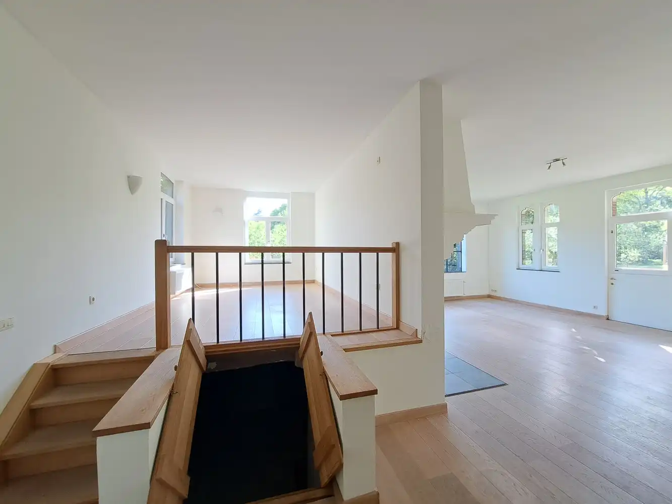 Grote woning in privédomein foto 6