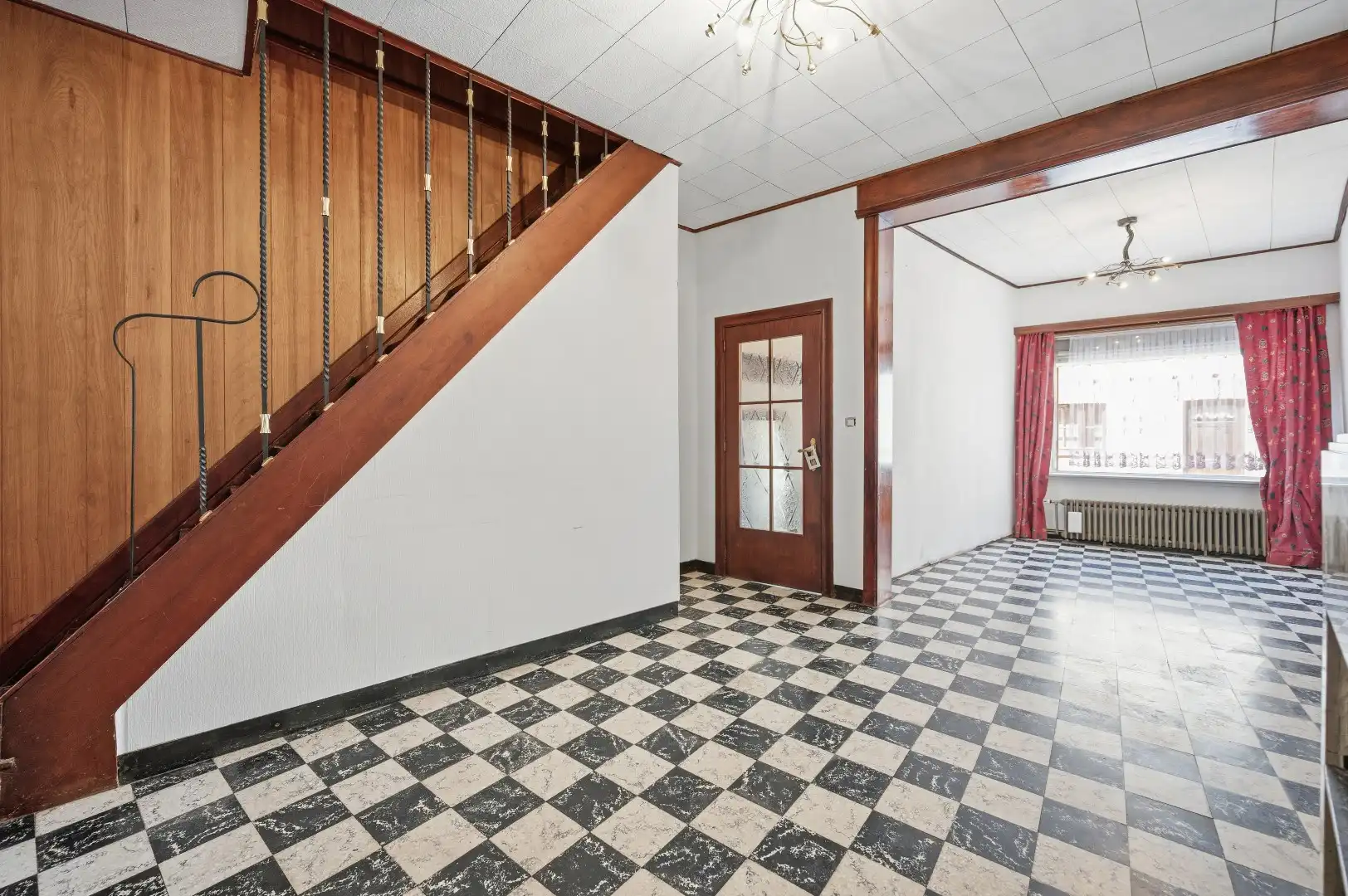 Op te frissen rijwoning op een goede locatie te Tienen foto 6