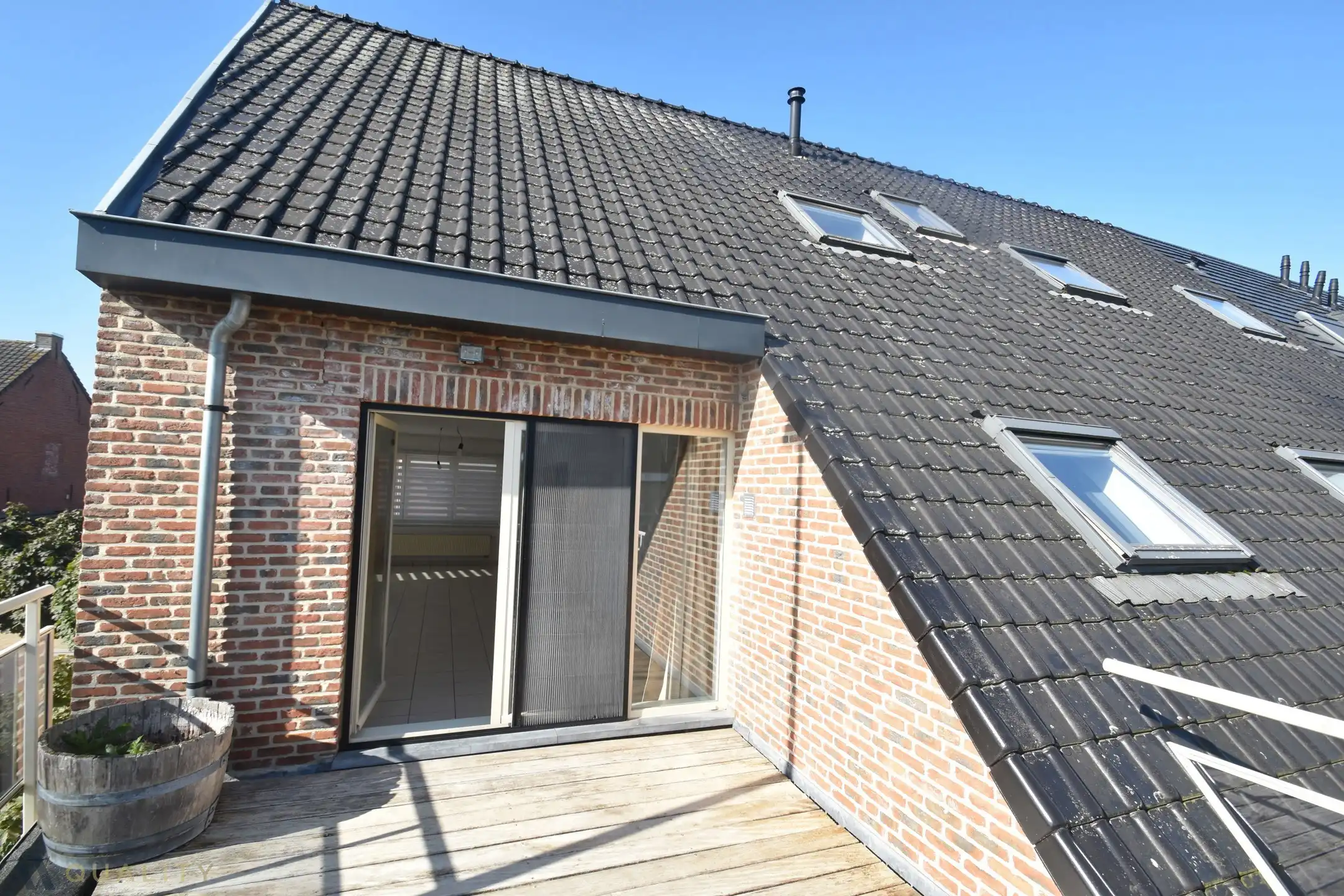 2 slpk. duplex met ruim terras. onmiddellijk beschikbaar. foto 18