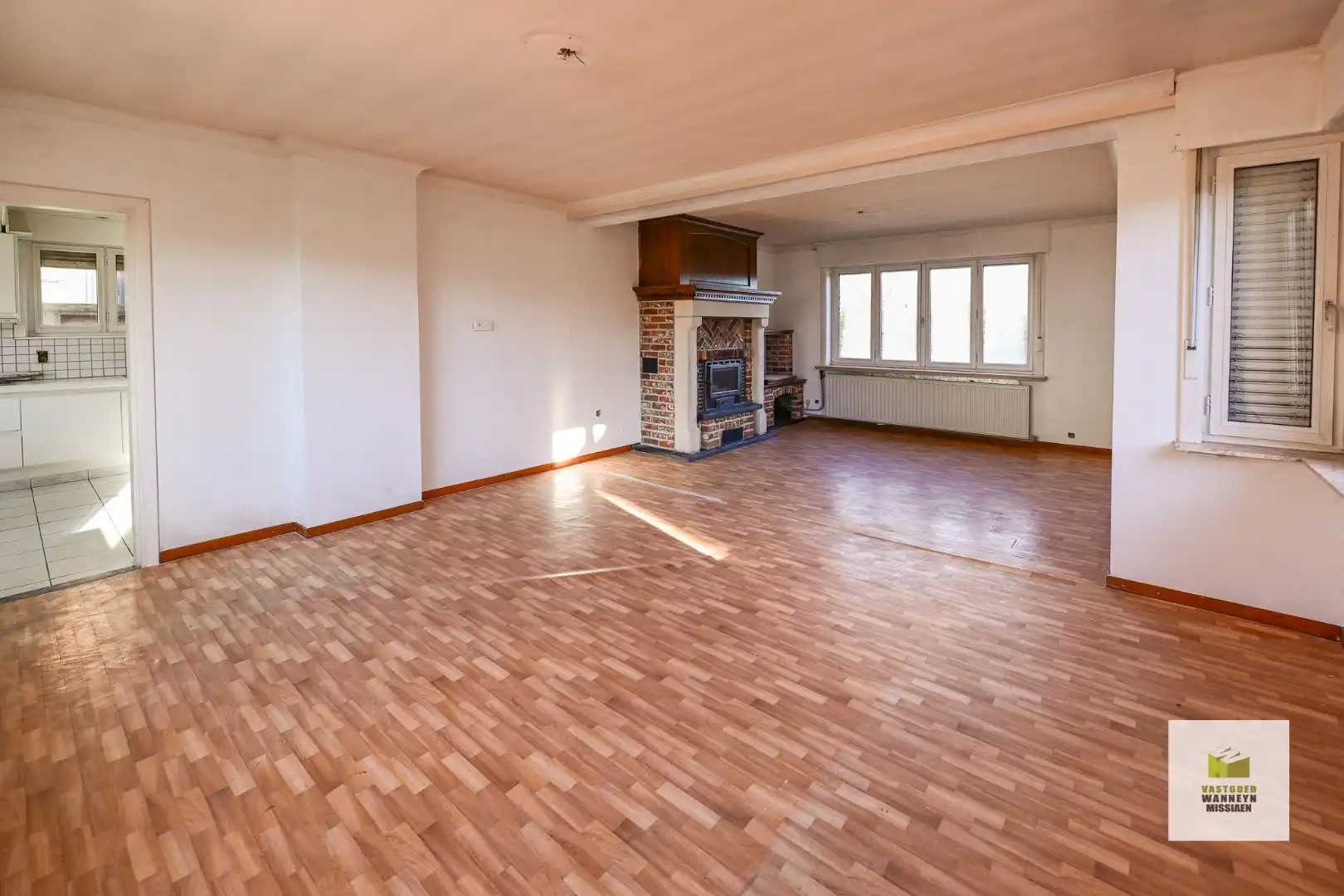 Karaktervolle woning met 3 slpks, 2 garages én zicht over het water  foto 4