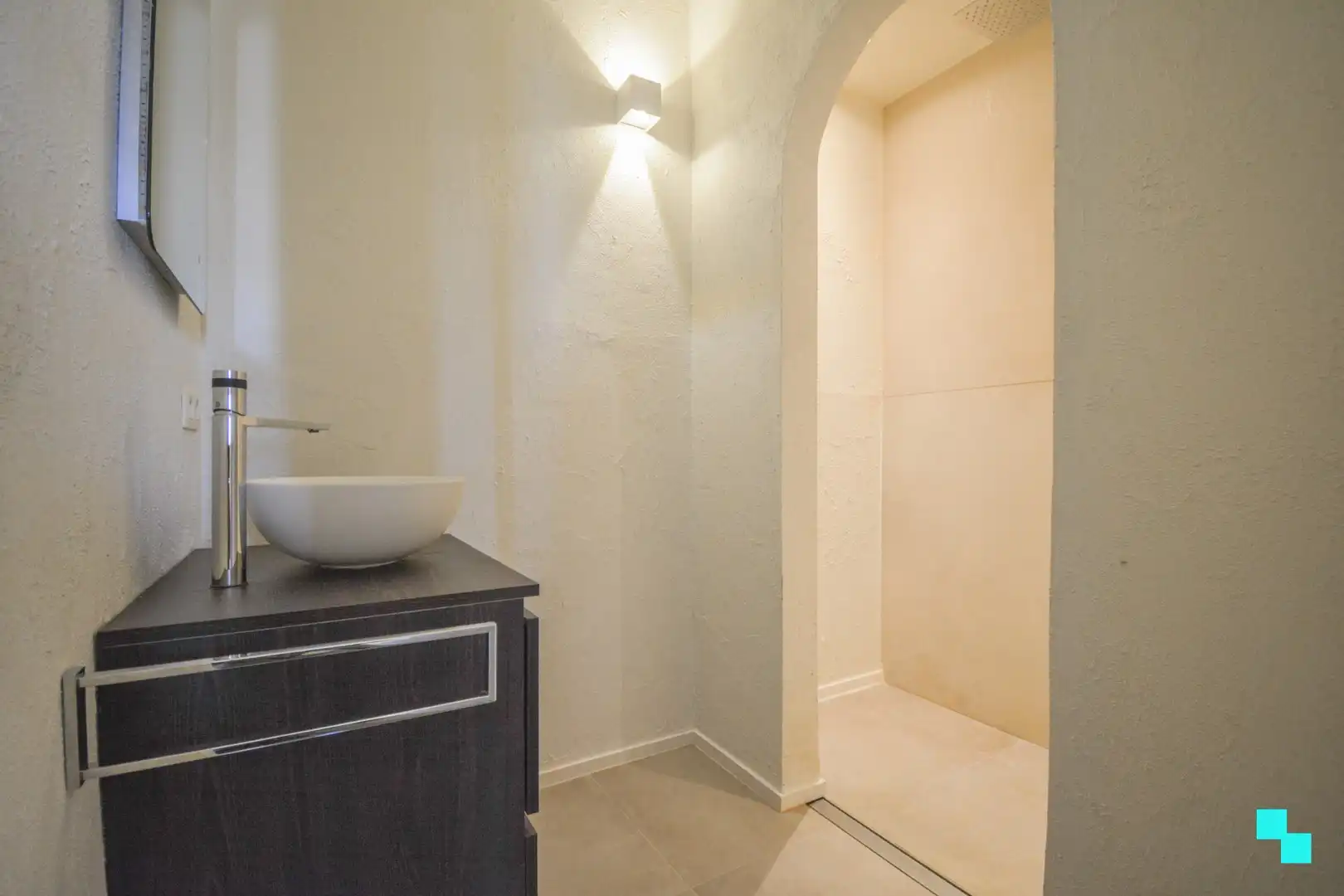 2-slaapkamer appartement in centrum stad Roeselare foto 16