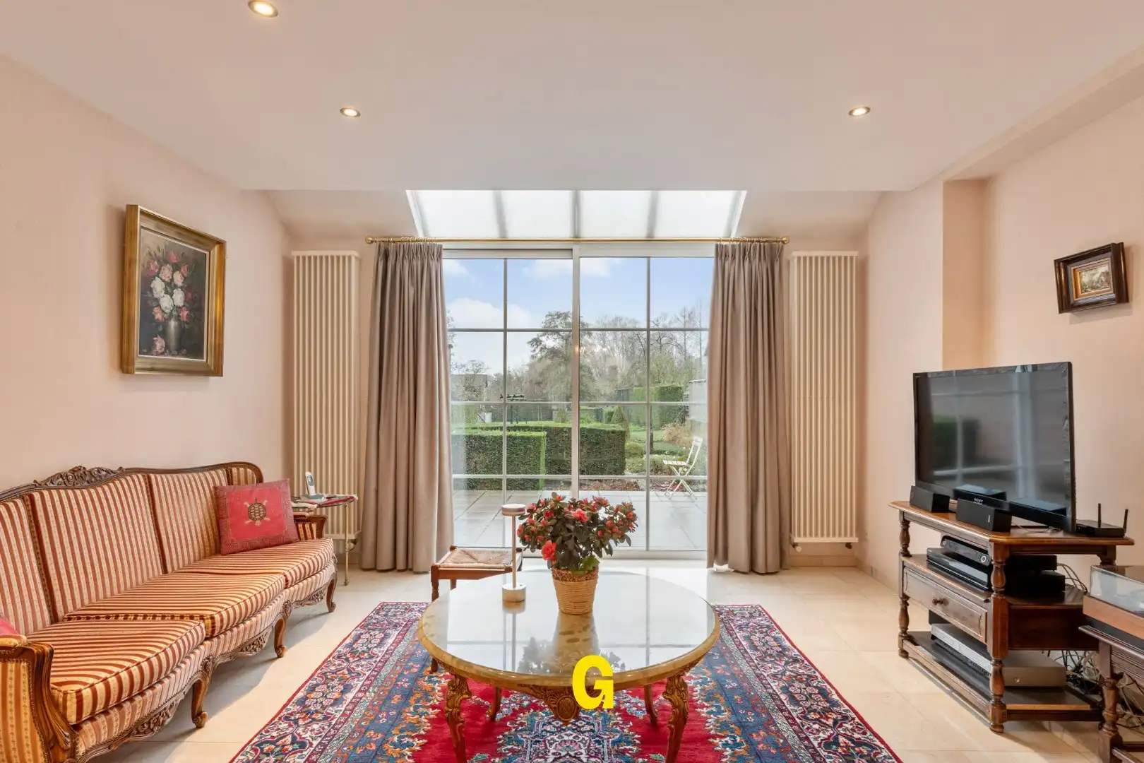 Bijzonder nette rijwoning van zeer degelijke kwaliteit, met tuin op 6a 46ca, vlak bij de dorpskern van Hoeselt. foto 9