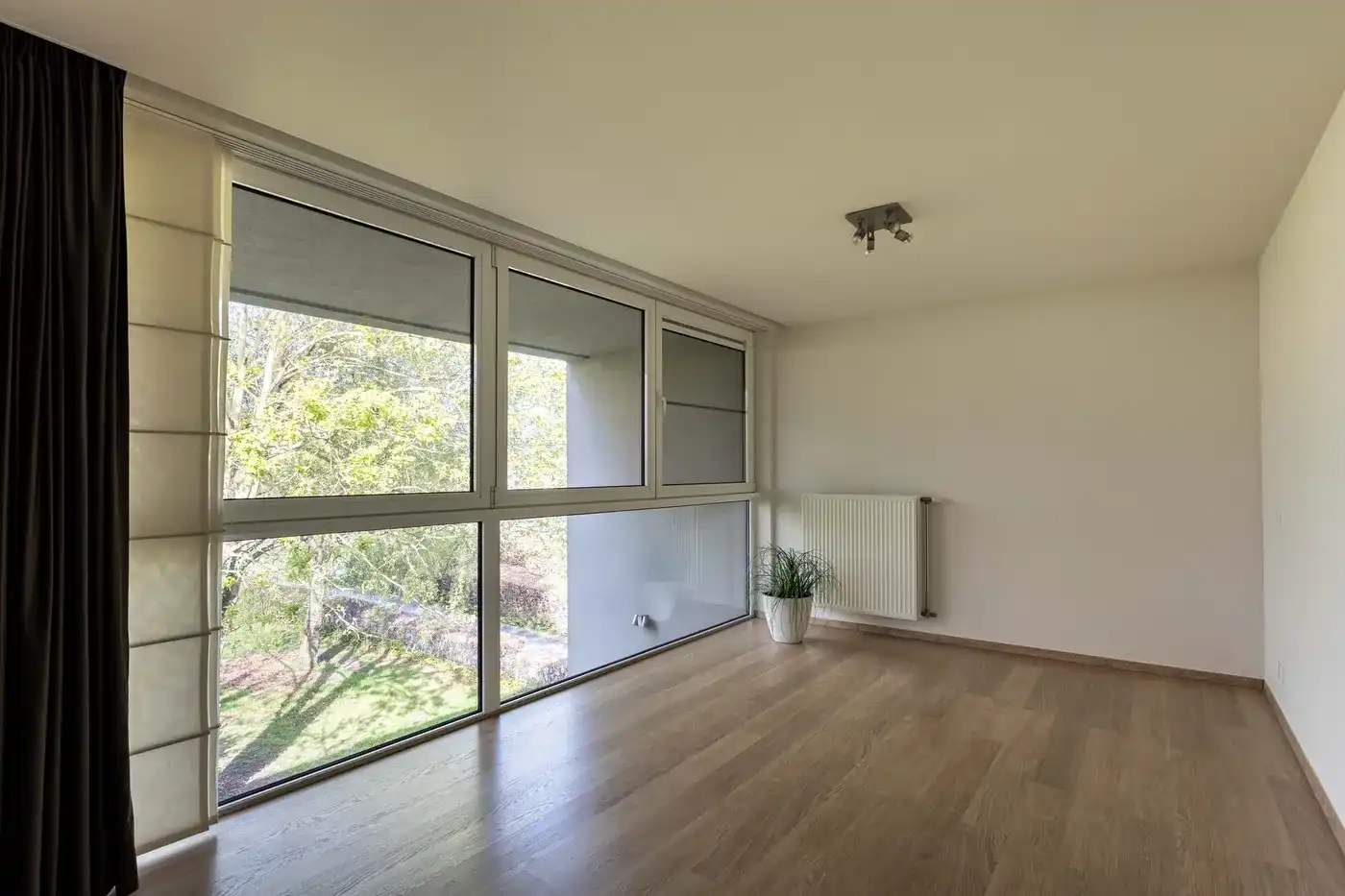 Instapklare parkwoning te huur in centrum van Zwevegem foto 17