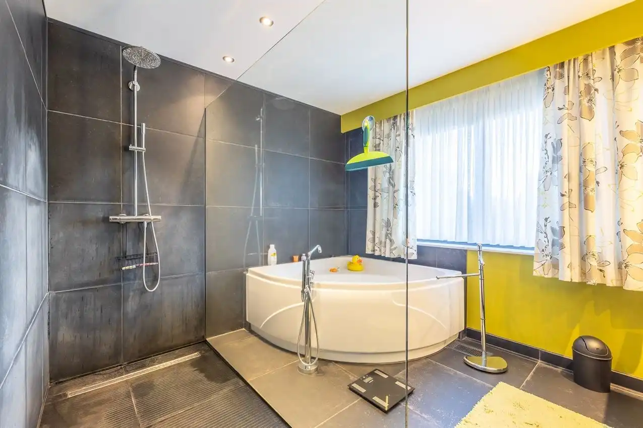 Landelijke woning met 5 slpks op ruim perceel van 35a 72ca in Testelt foto 12