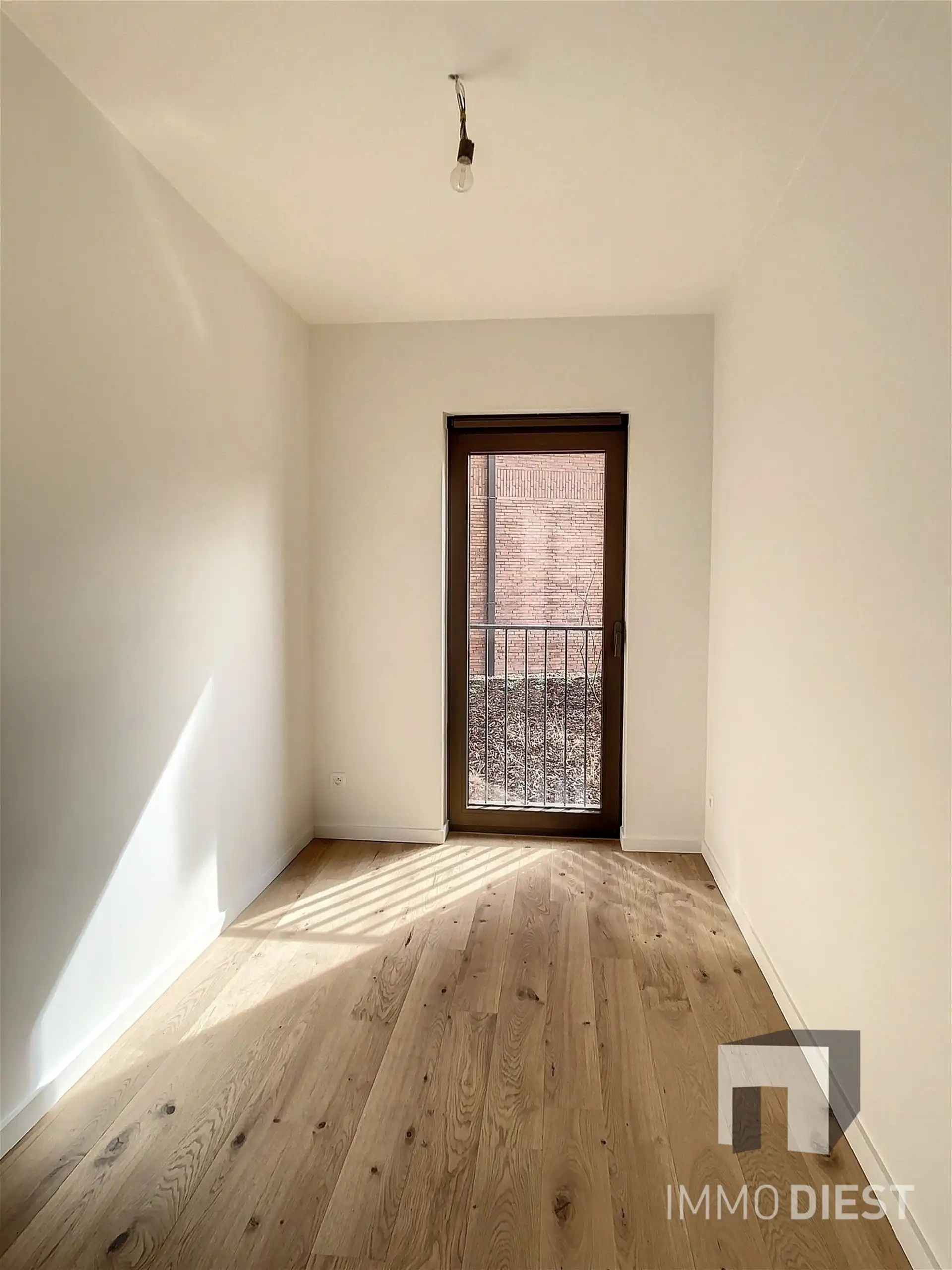 Gelijkvloers appartement met 3 slaapkamers, 2 terrassen en parking foto 15