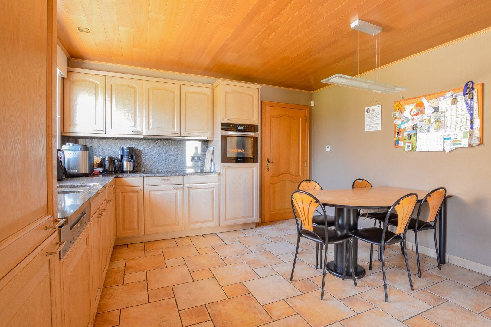 Landelijke gelegen open bebouwing op 2.568 m² te Eernegem foto 8