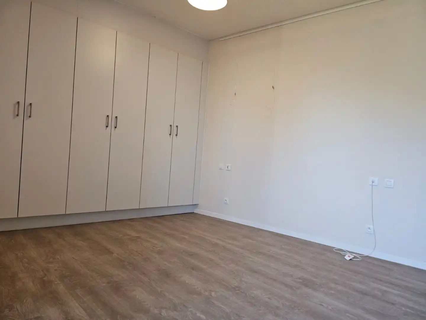 Recente assistentie flat in mooie luxe residentie 'Prinsenhof' nabij Stad Brugge. foto 9