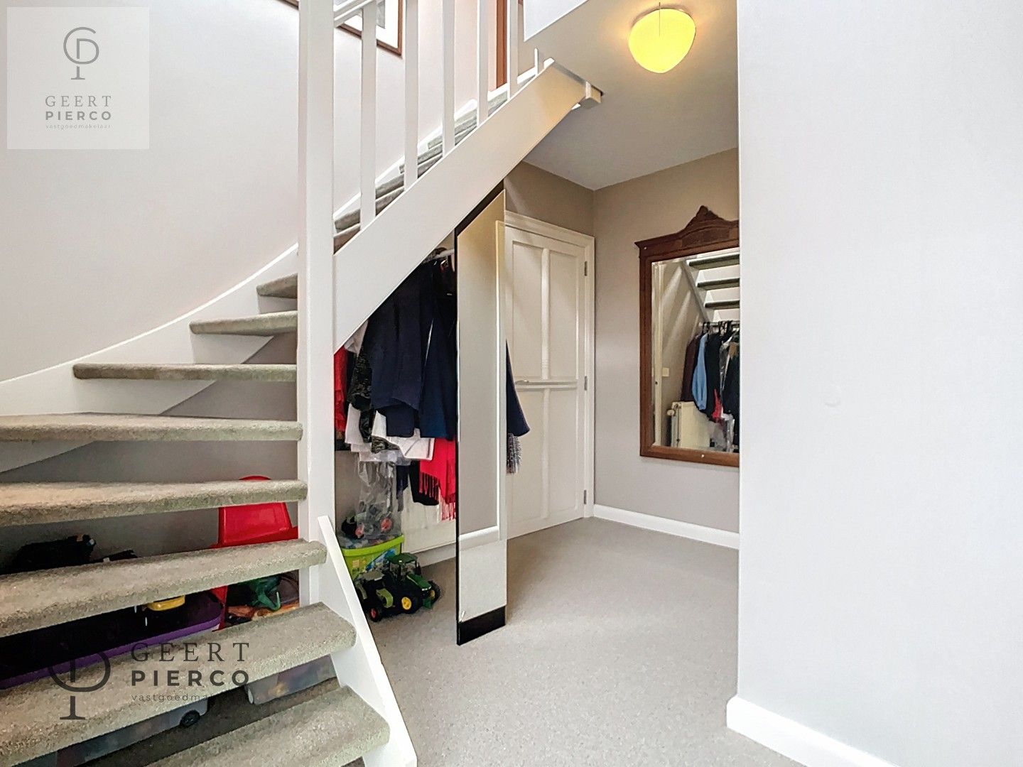 Knappe instapklare villa foto 2