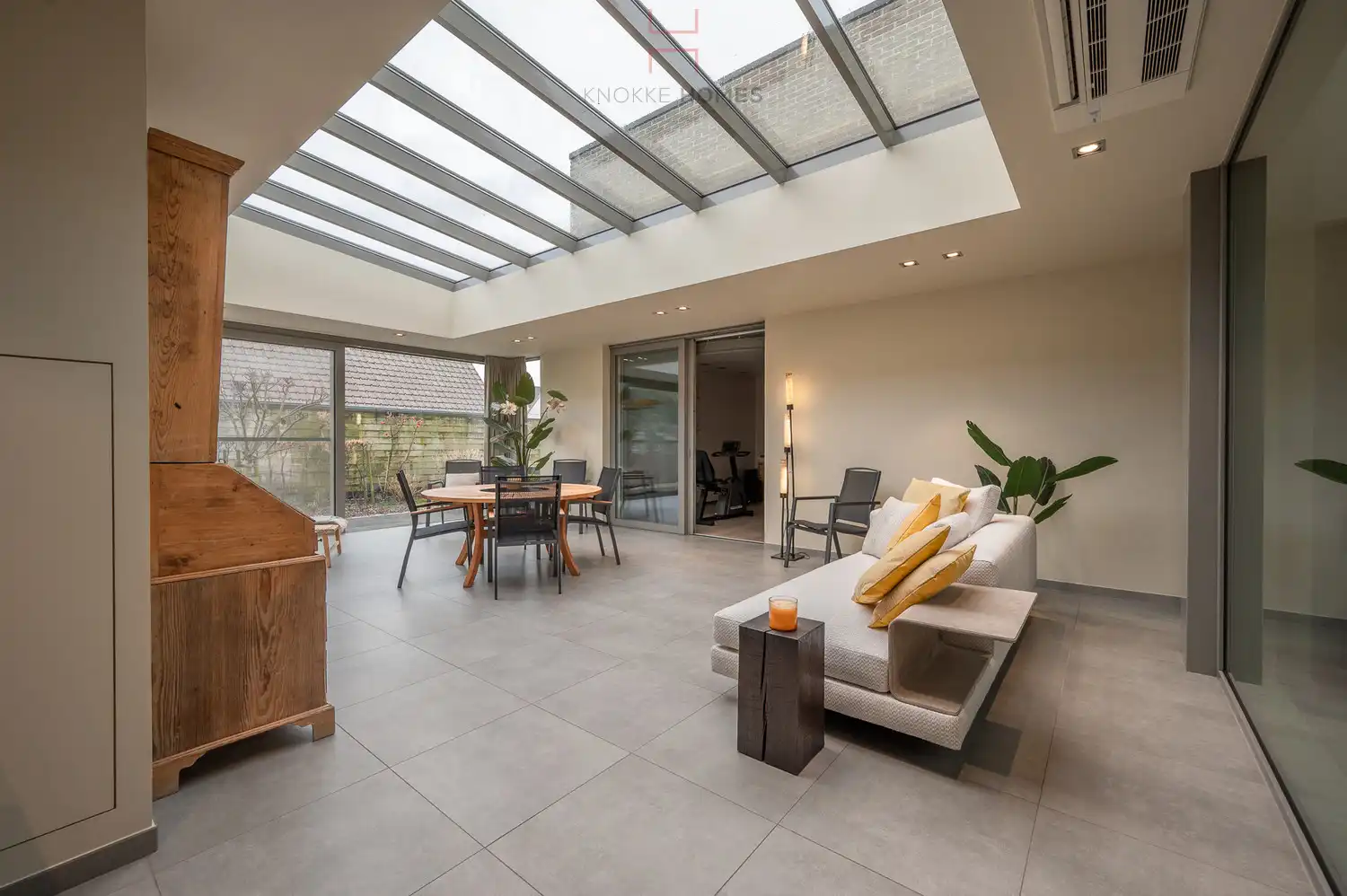 Bijzonder ruime en zeer rustig gelegen villa in Damme-Sijsele foto 19