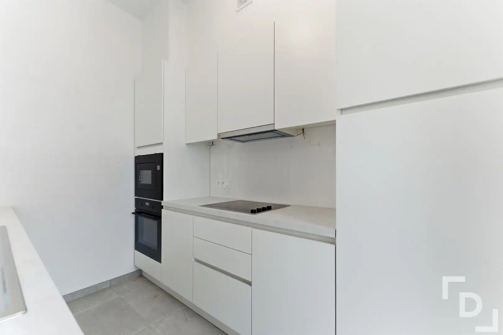 Nieuwbouwappartement met 2 terrassen te koop in centrum Ieper. foto 5