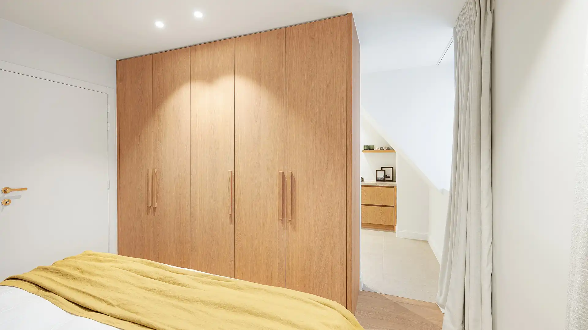 Luxueuze, alleenstaande villa in een residentiële wijk in Knokke met 5 slaapkamers. foto 33