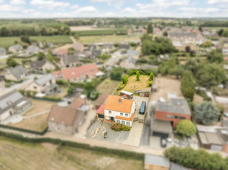 Zeer rustig gelegen, ruime gezinswoning op een perceel van 14are foto 32
