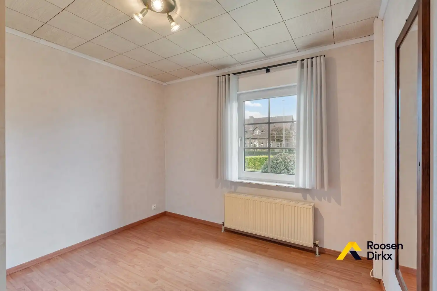 Degelijke, perfect onderhouden woning op 9 are, op fietsafstand van het centrum! foto 16