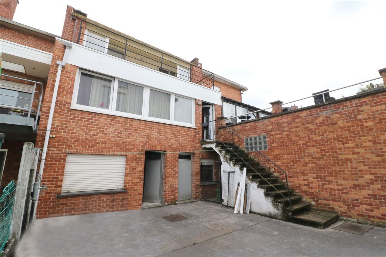 Opbrengsteigendom van 2 degelijke appartementen foto 2