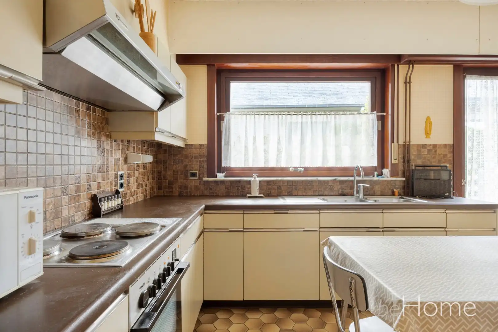 Vrijstaande woning met heel wat potentieel op topligging! foto 17
