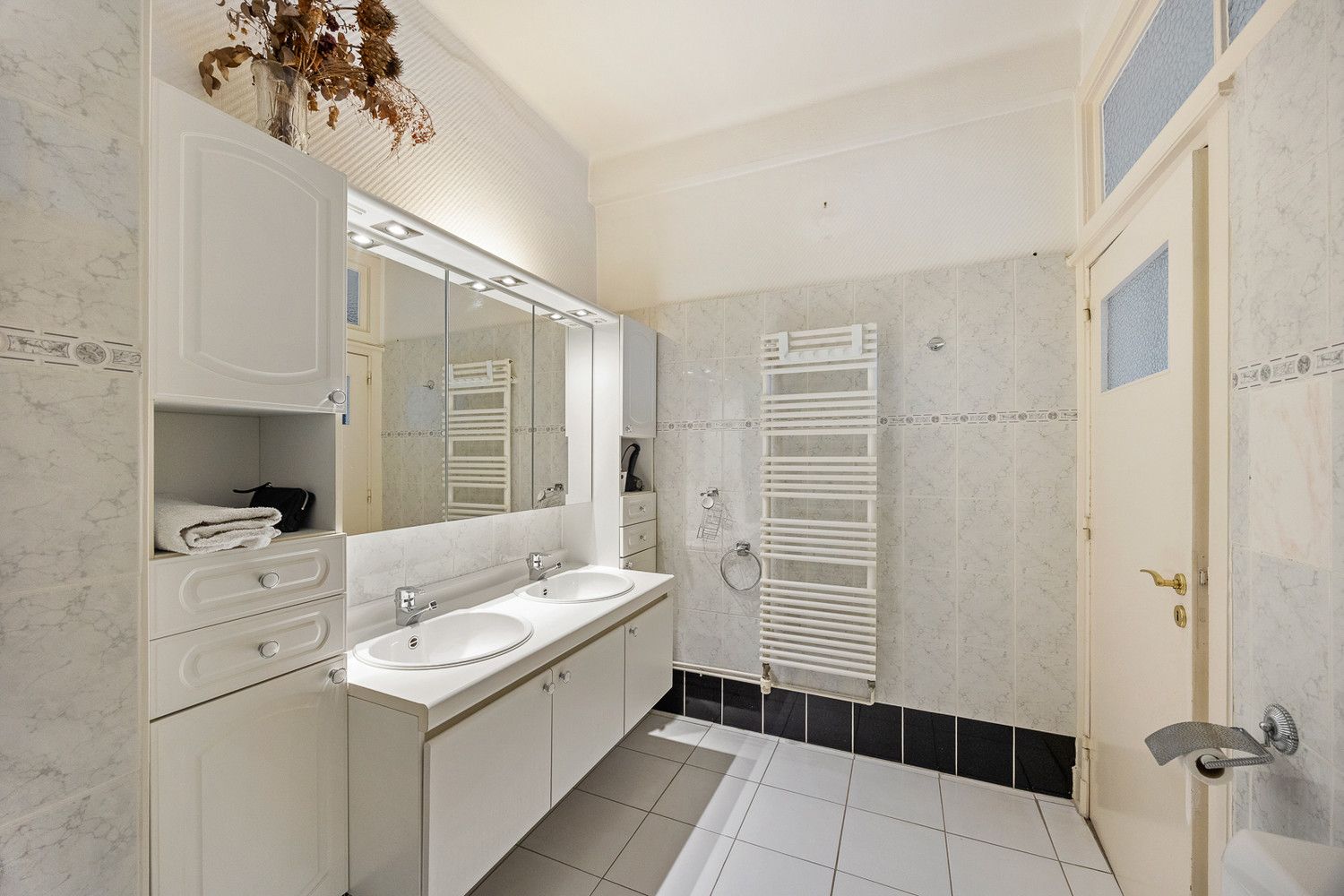 Stijvol en energiezuinig wonen in hartje Antwerpen, onder de iconische Boerentoren - 2 slk en 2 badk! foto 20