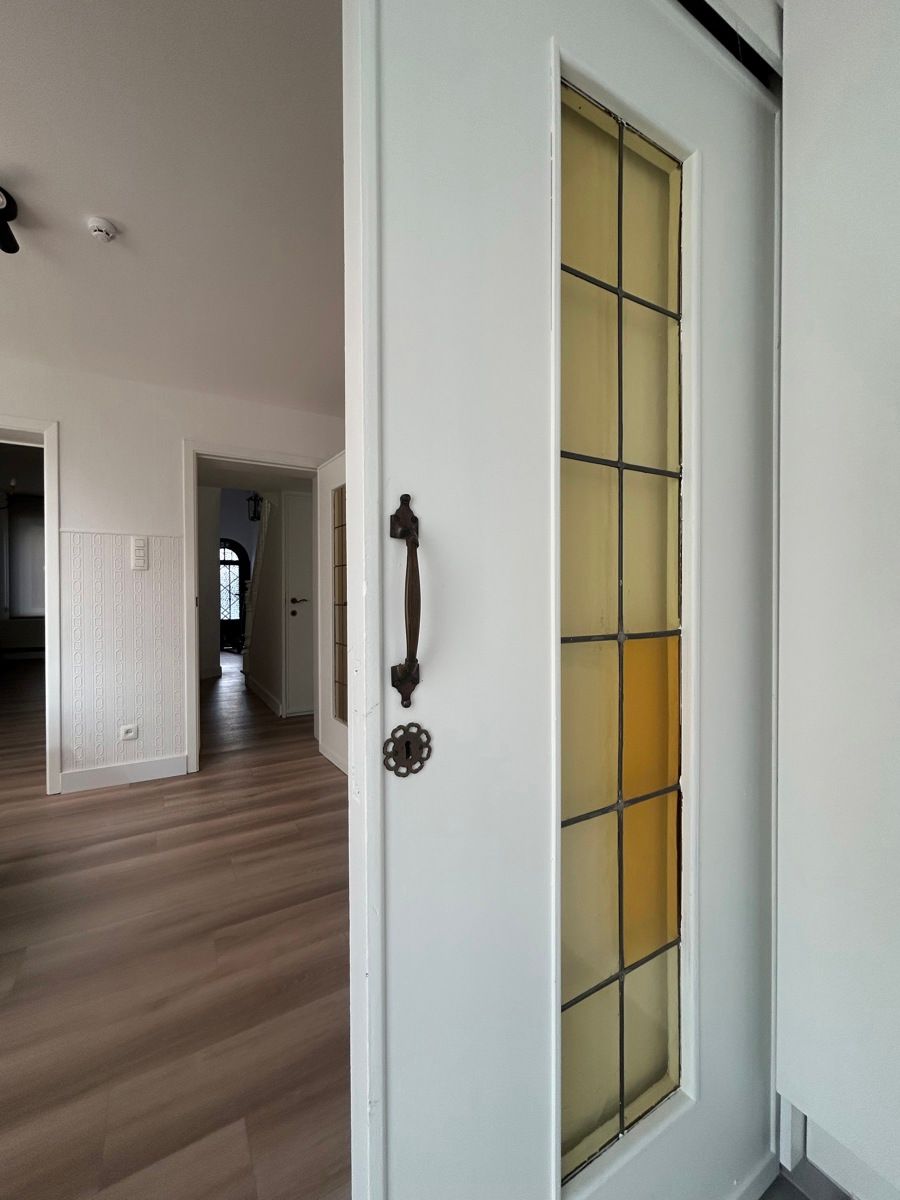 Prachtige woning met grote tuin foto 7