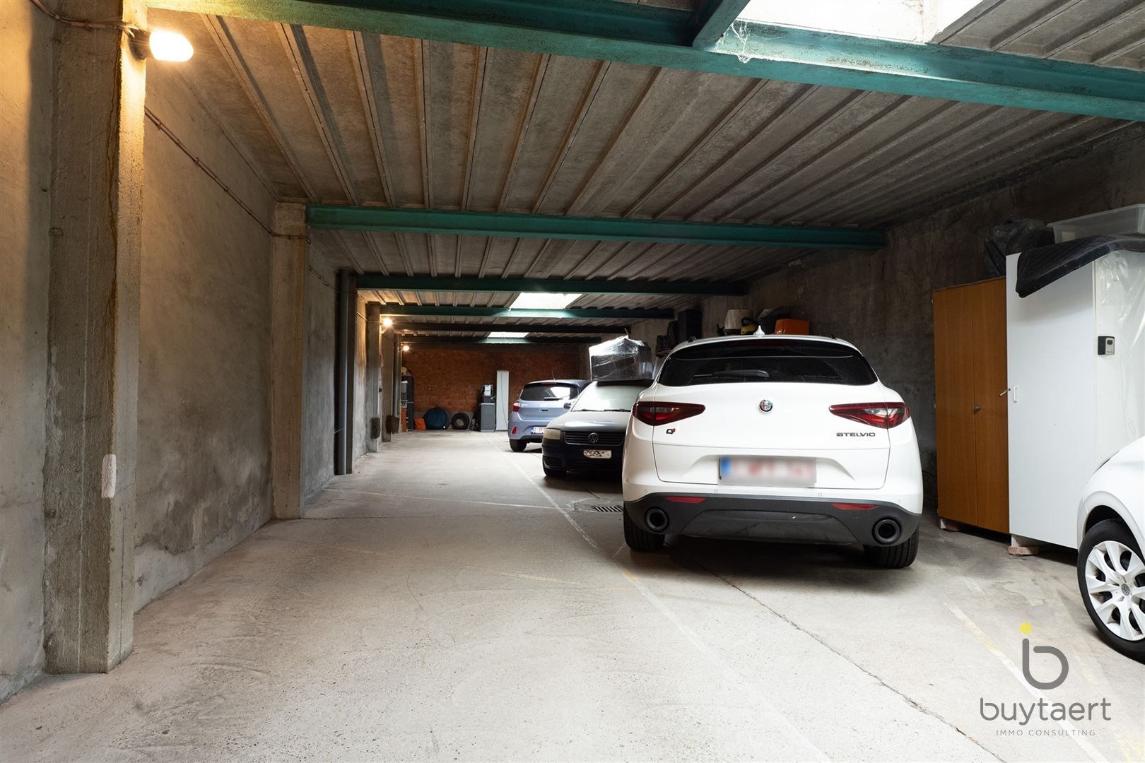 Gerenoveerd drie slaapkamer appartement te Hoboken. foto 34