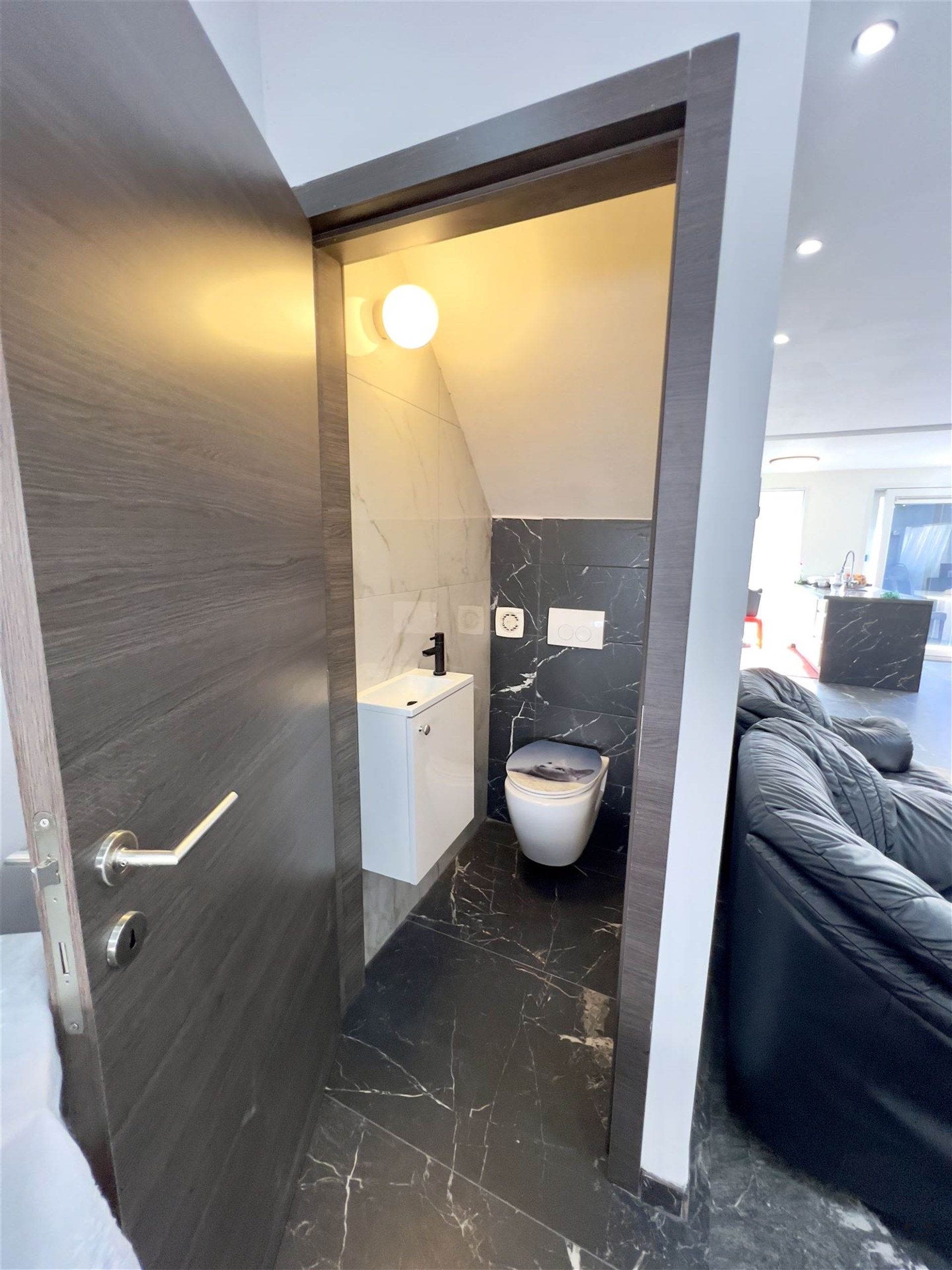 Woning tiptop in orde met 3 slaapkamers en achterhuis dicht bij zee foto 13