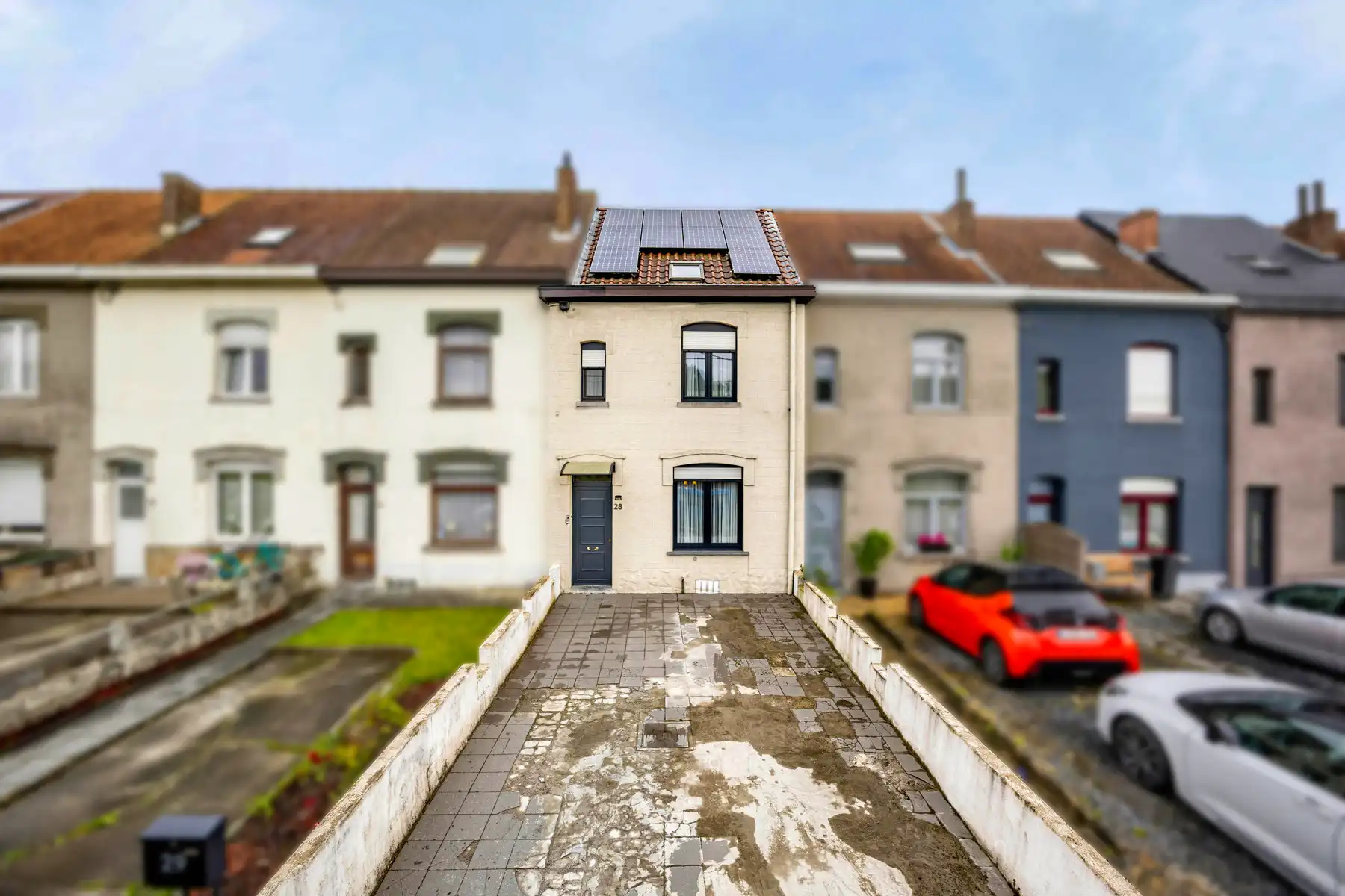 Gunstig gelegen woning met 2 slaapkamers en tuin foto {{pictureIndex}}