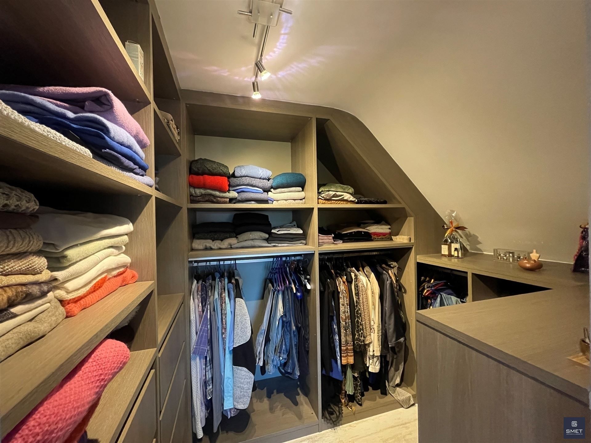 Prachtige villa te koop met 4 slpks foto 18