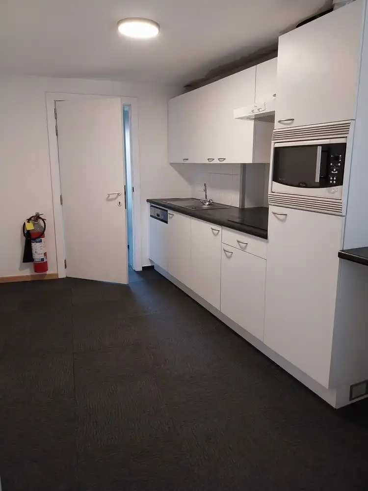 Luxe gelijkvloers appartement met grote tuin in Ruddervoorde foto 7