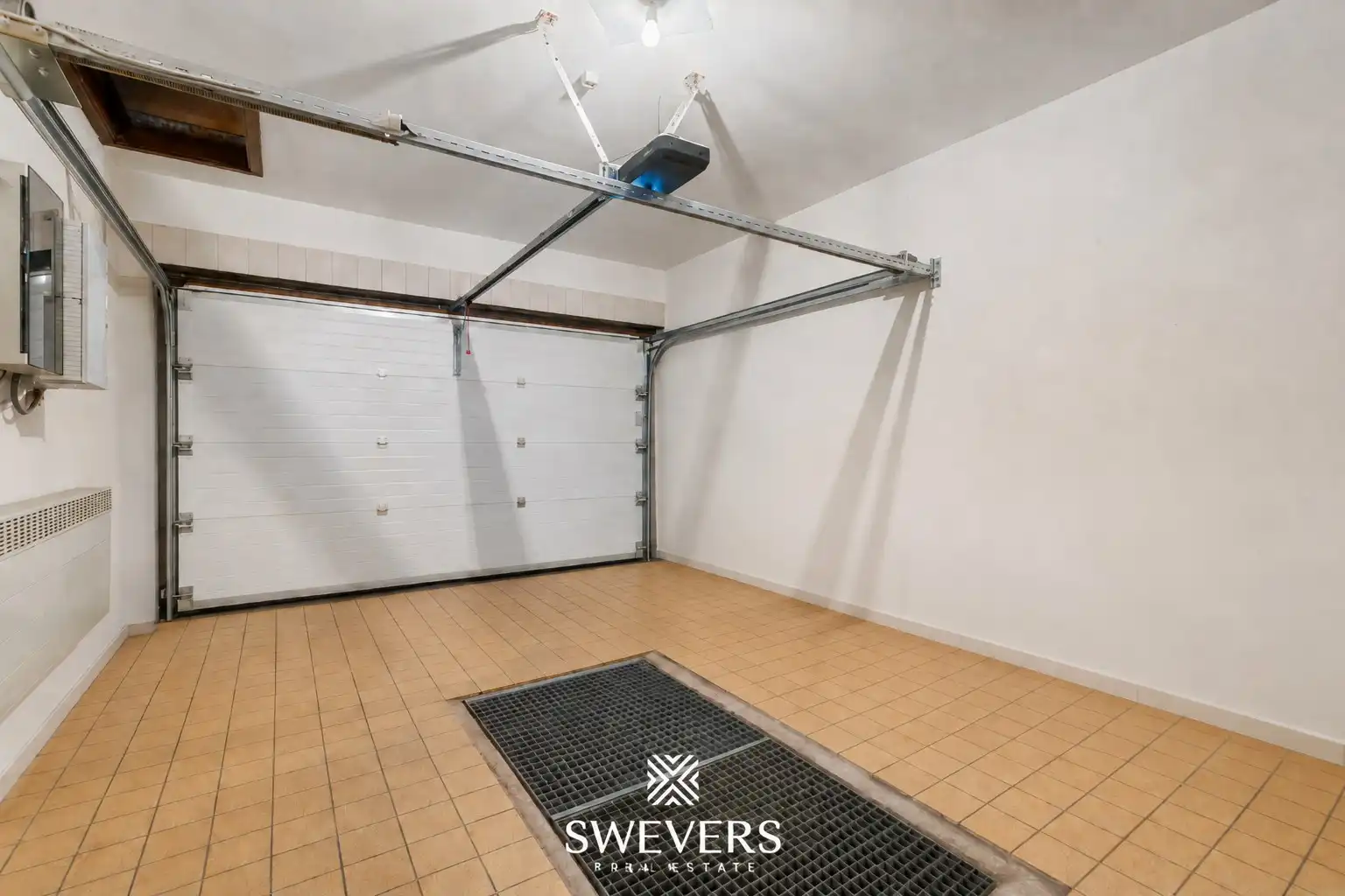 Gerenoveerde woning met 4 slaapkamers op 20a 86ca foto 21