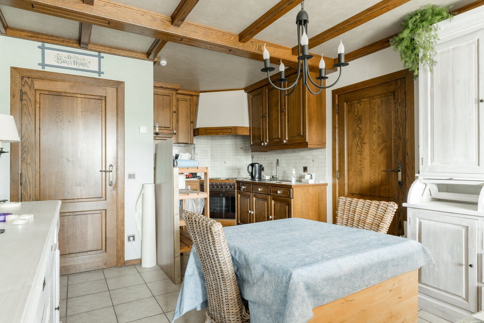 Ideaal investerings- of startersappartement zonder renovatieverplichting en met lift te koop! foto 7