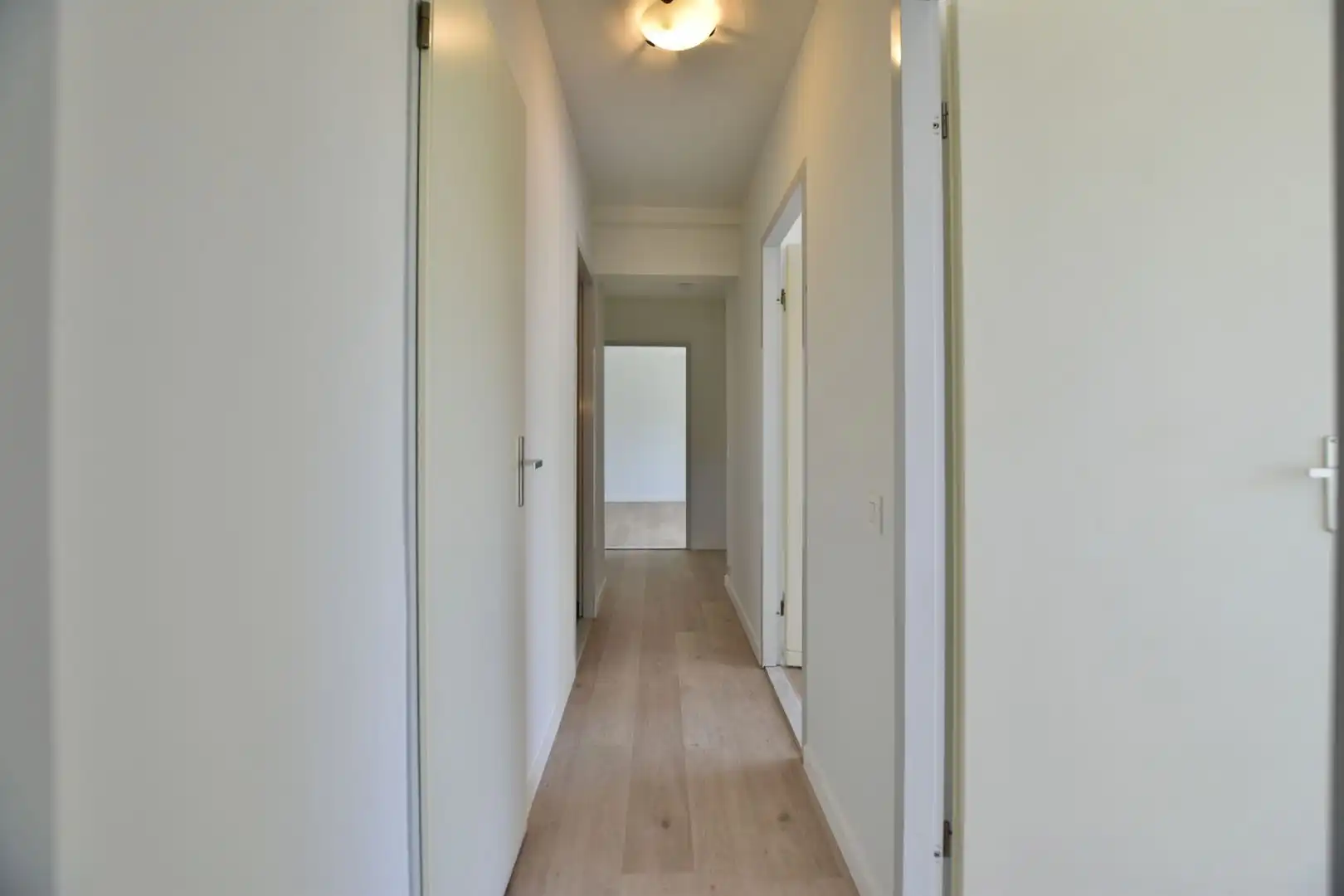 Stijlvol vernieuwd appartement met uniek zicht op de Brusselse Forten foto 24