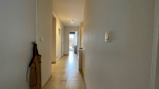 Appartement met ruim terras en garage foto 5