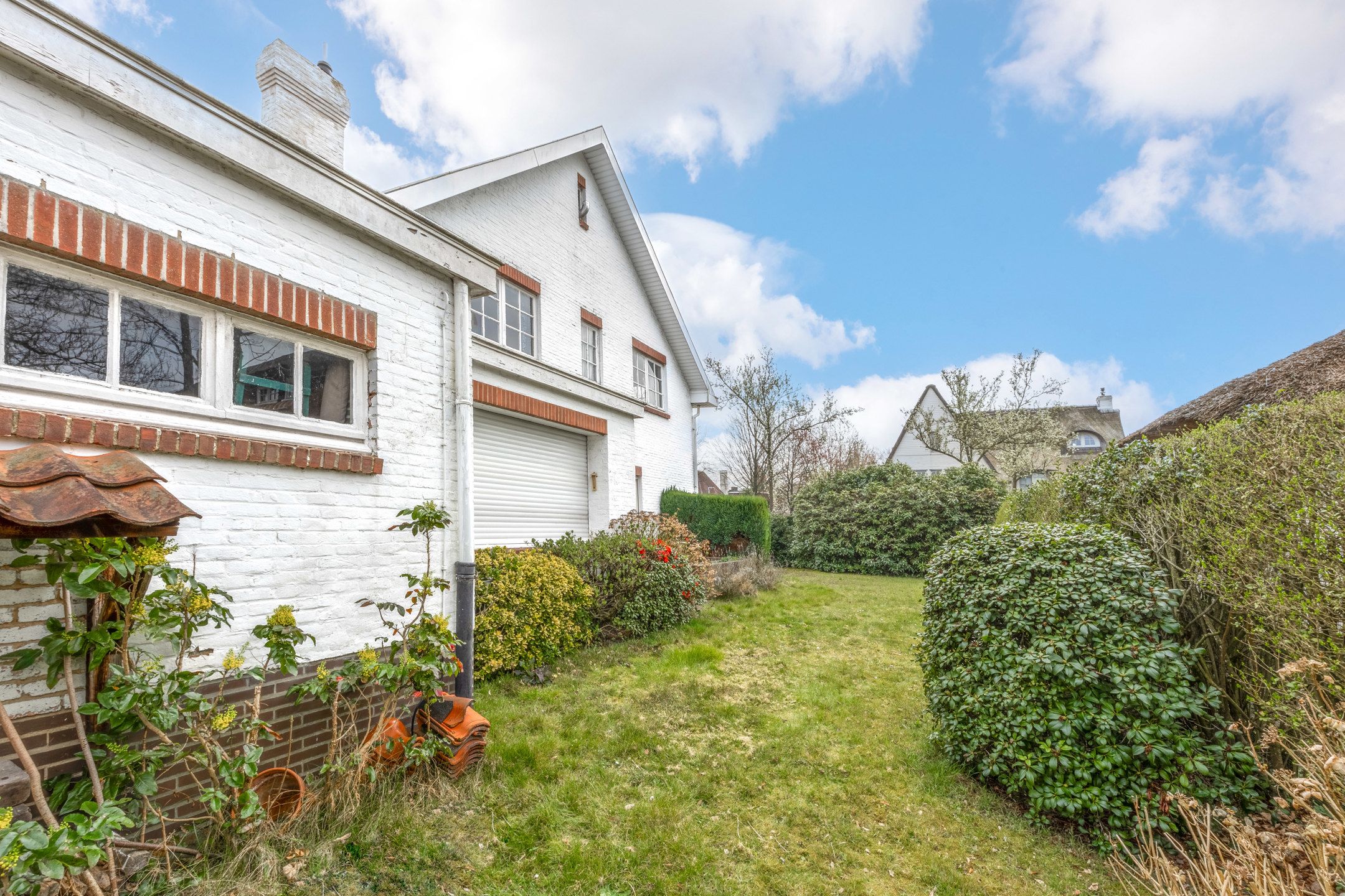 Charmante te renoveren woning nabij centrum van Brasschaat foto 26