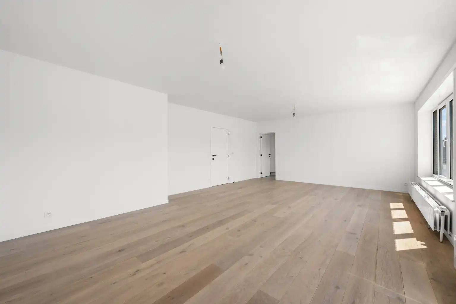 Instapklaar, gerenoveerd appartement met 2 slaapkamers foto 4