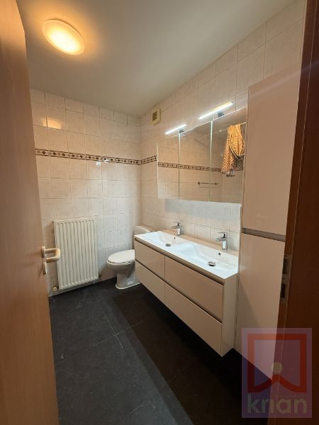 2 slaapkamer appartement met terras + garage in centrum van Geel foto 4